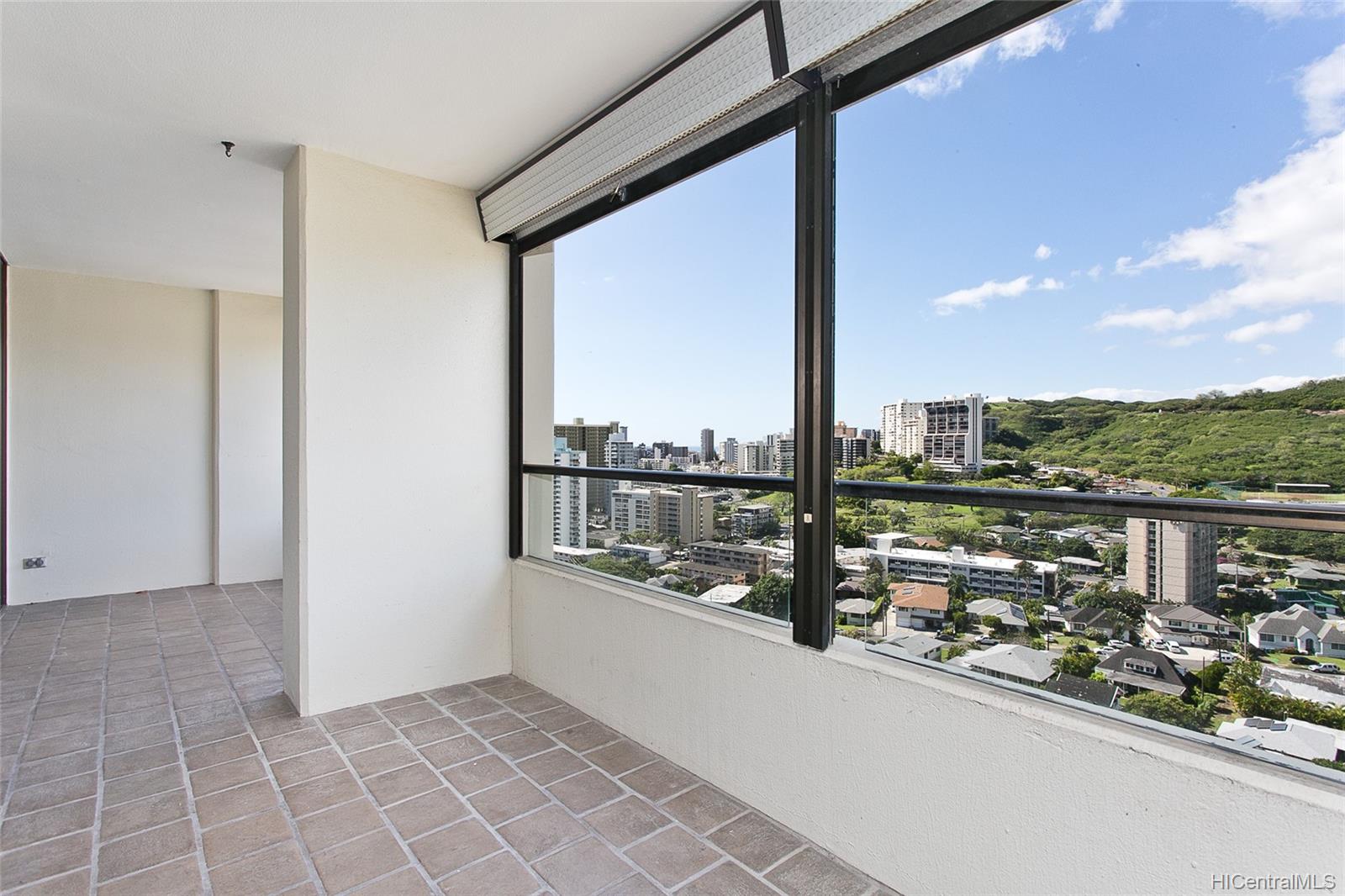 1717 Mott Smith Drive #1910, Honolulu, HI 96822