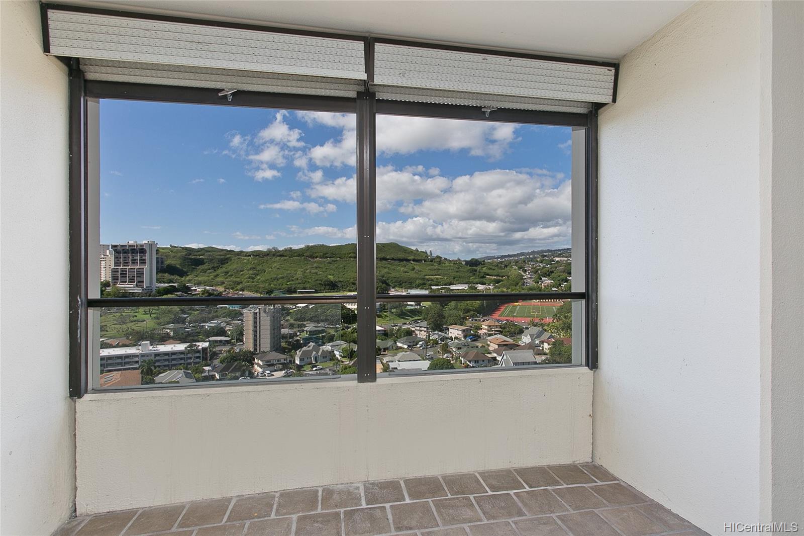 1717 Mott Smith Drive #1910, Honolulu, HI 96822