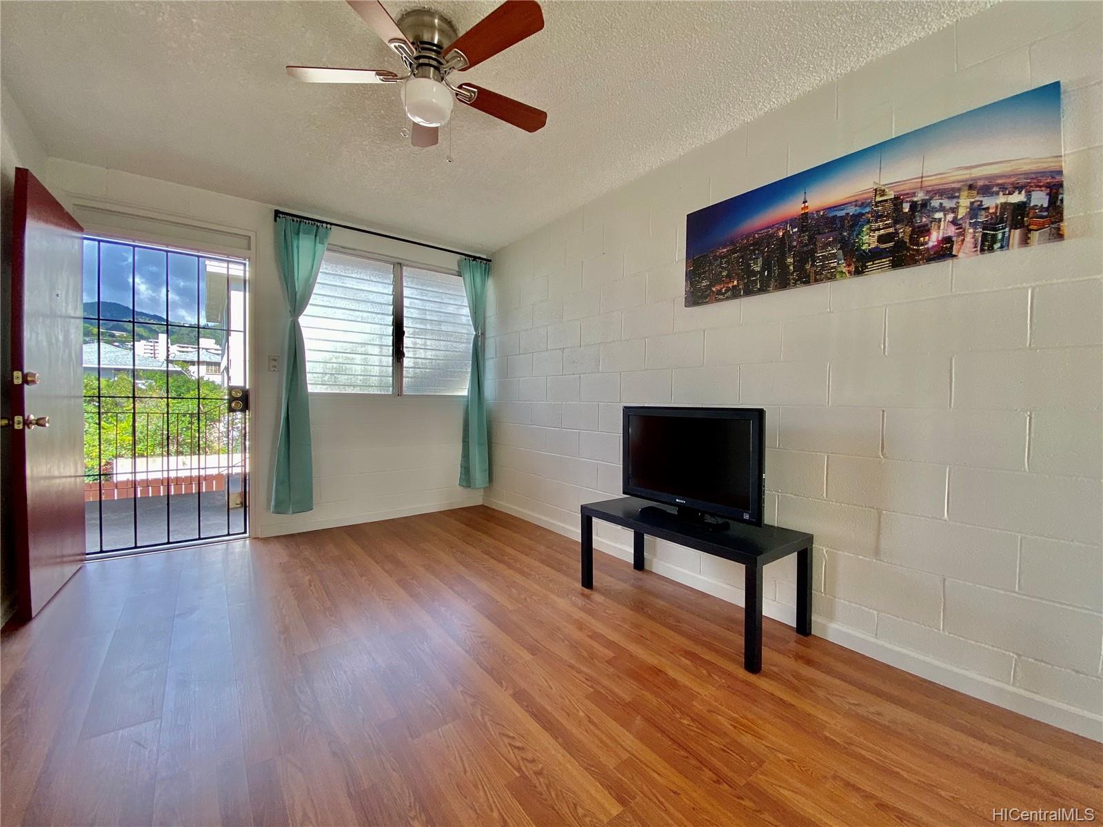 1426 Keeaumoku Street #B10, Honolulu, HI 96822