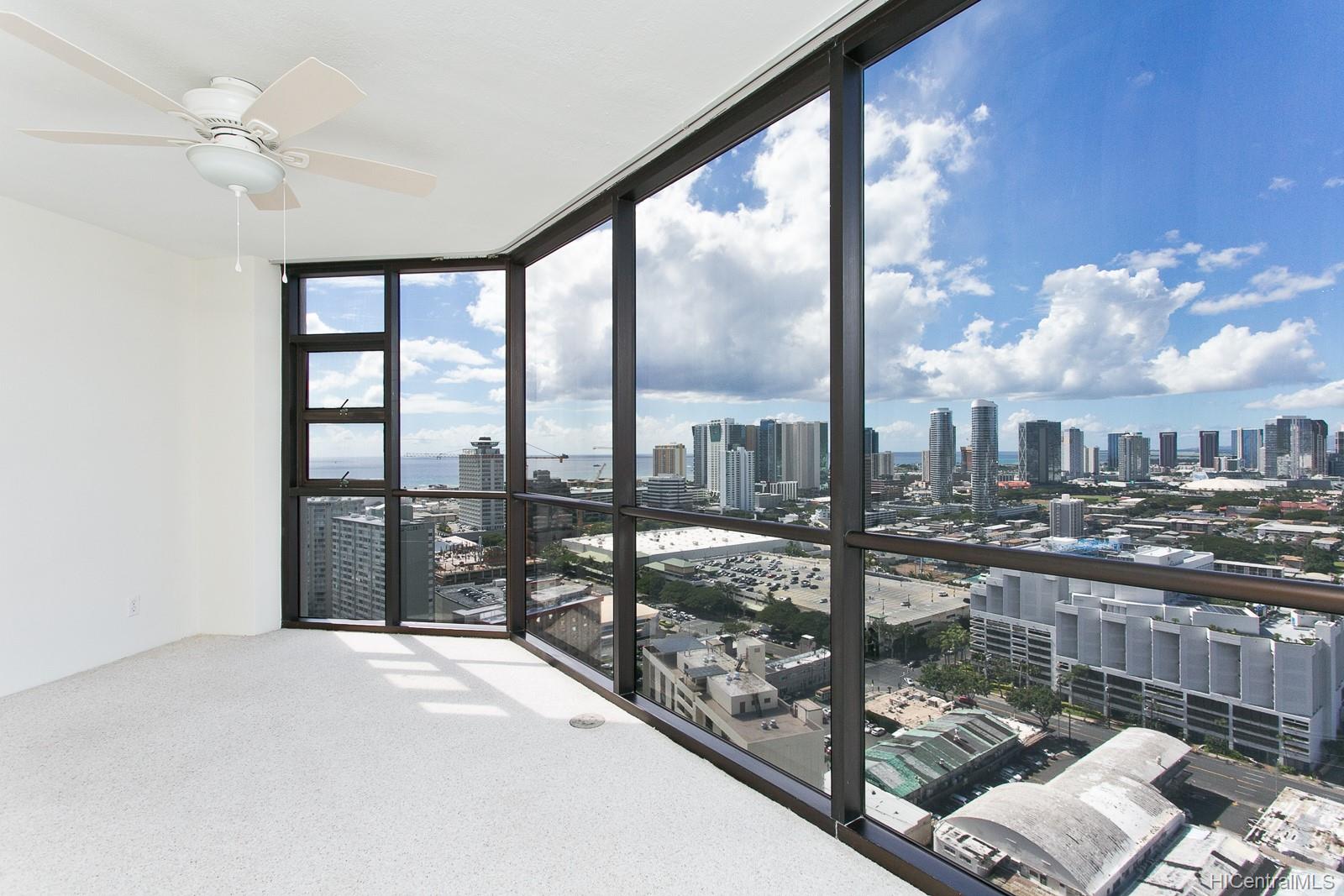 930 Kaheka Street #3002, Honolulu, HI 96814