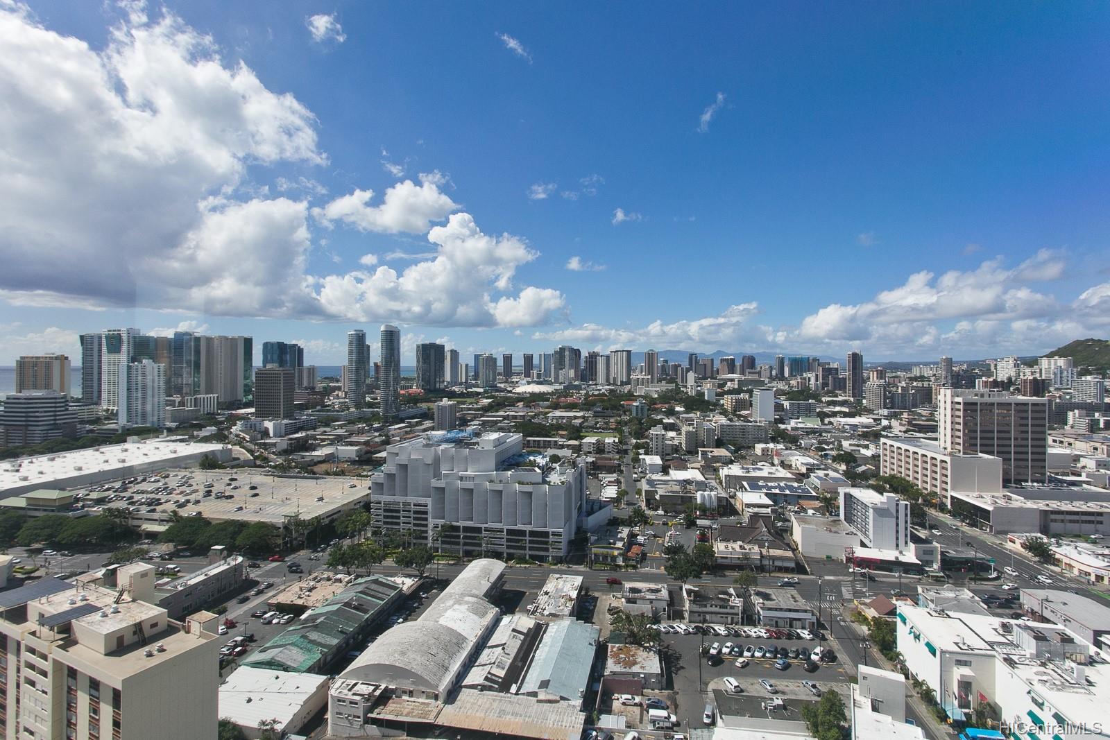 930 Kaheka Street #3002, Honolulu, HI 96814