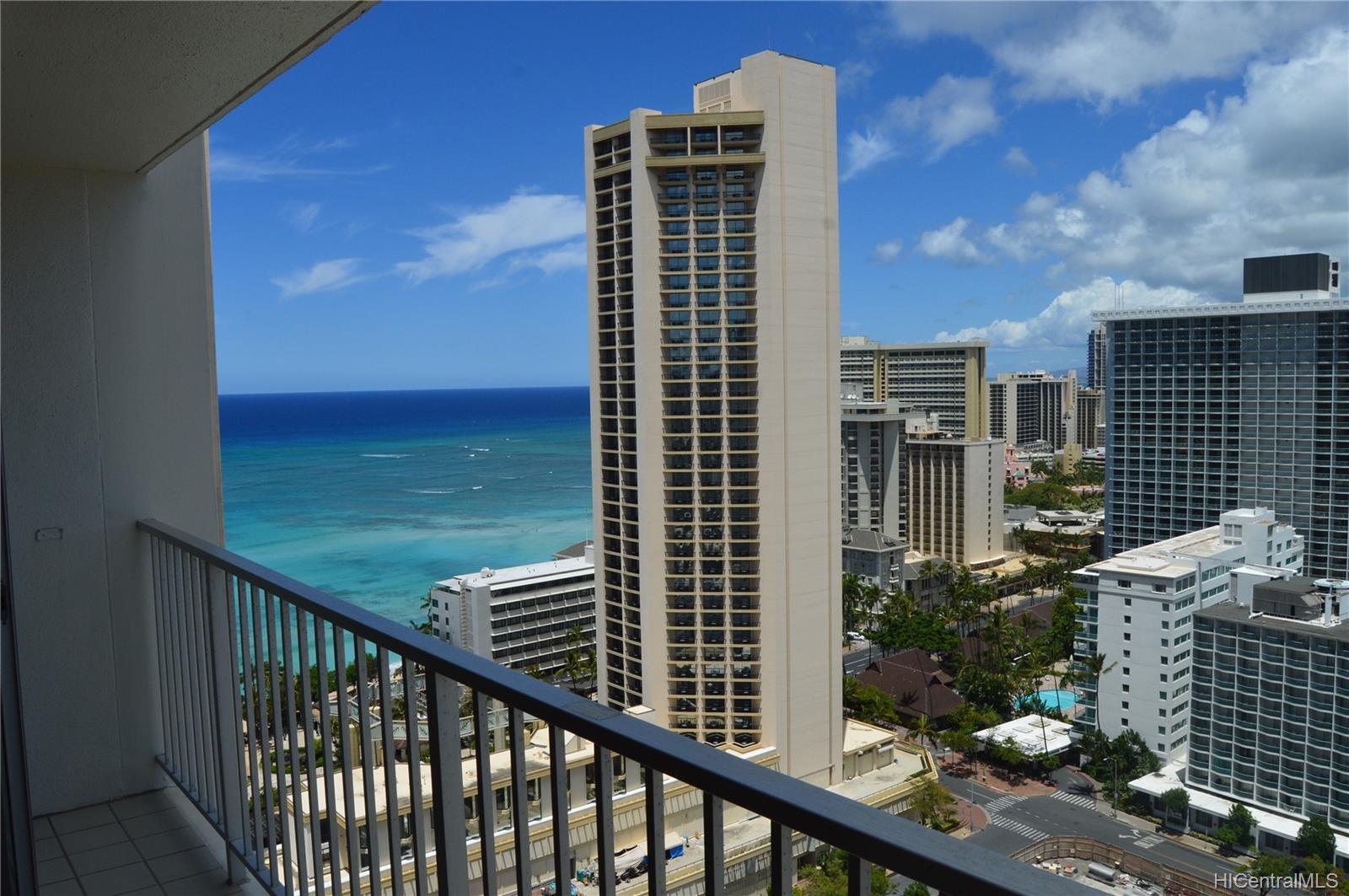 2427 Kuhio Avenue #2804, Honolulu, HI 96815