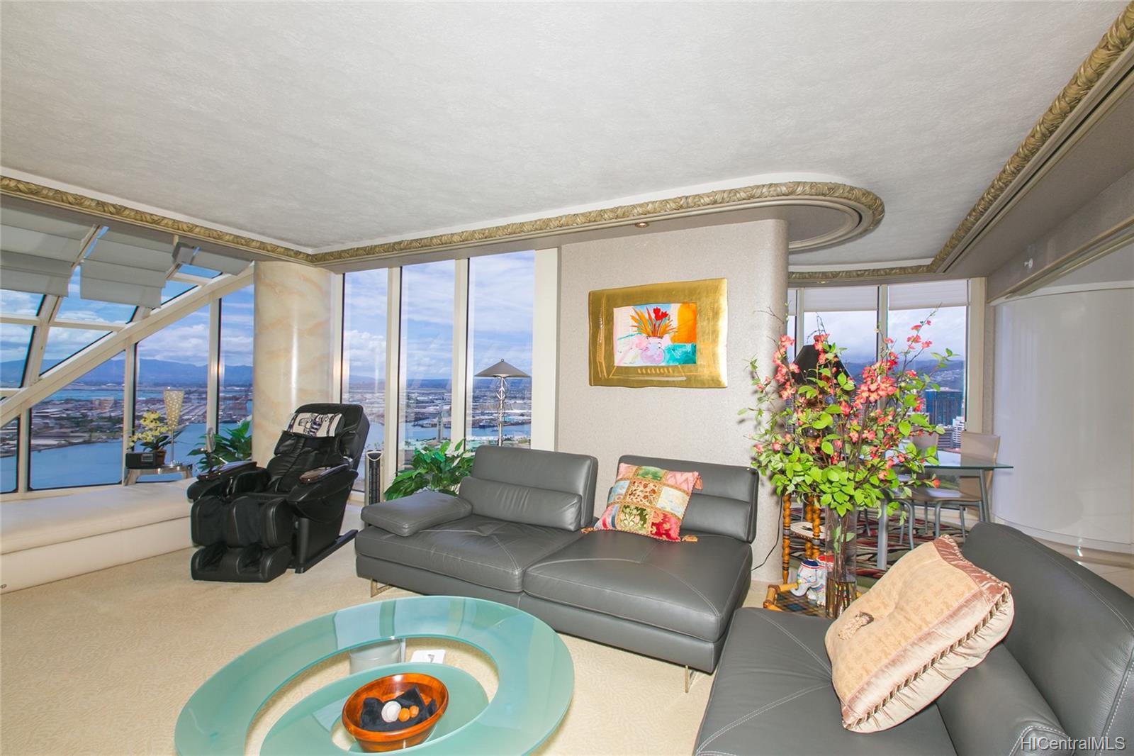 425 South Street #4204, Honolulu, HI 96813