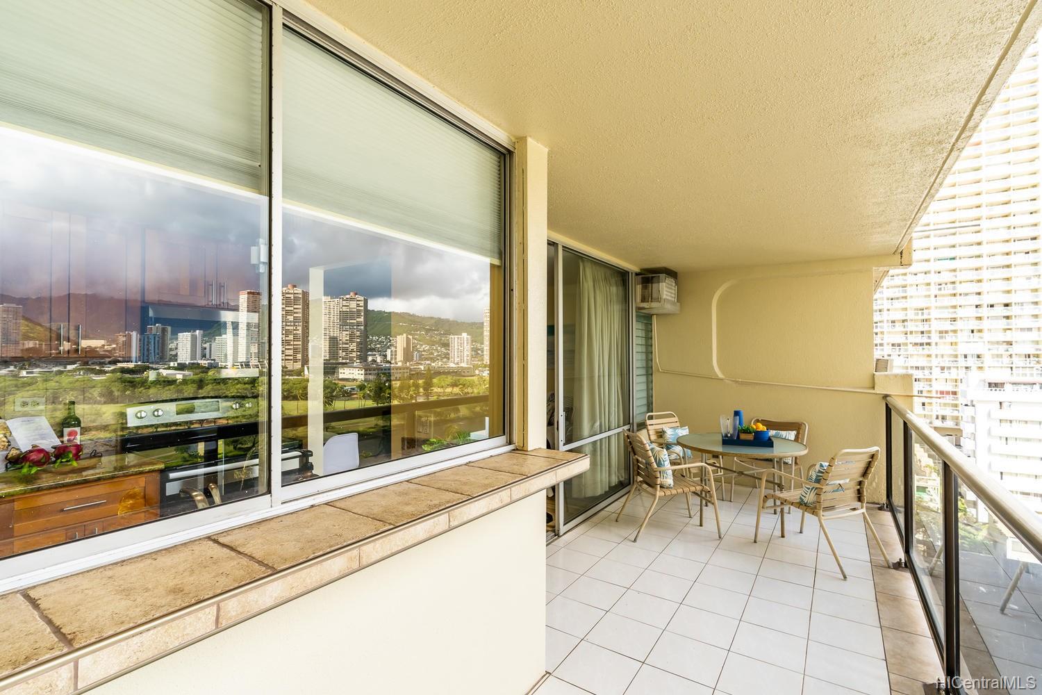 444 Nahua Street #1212, Honolulu, HI 96815