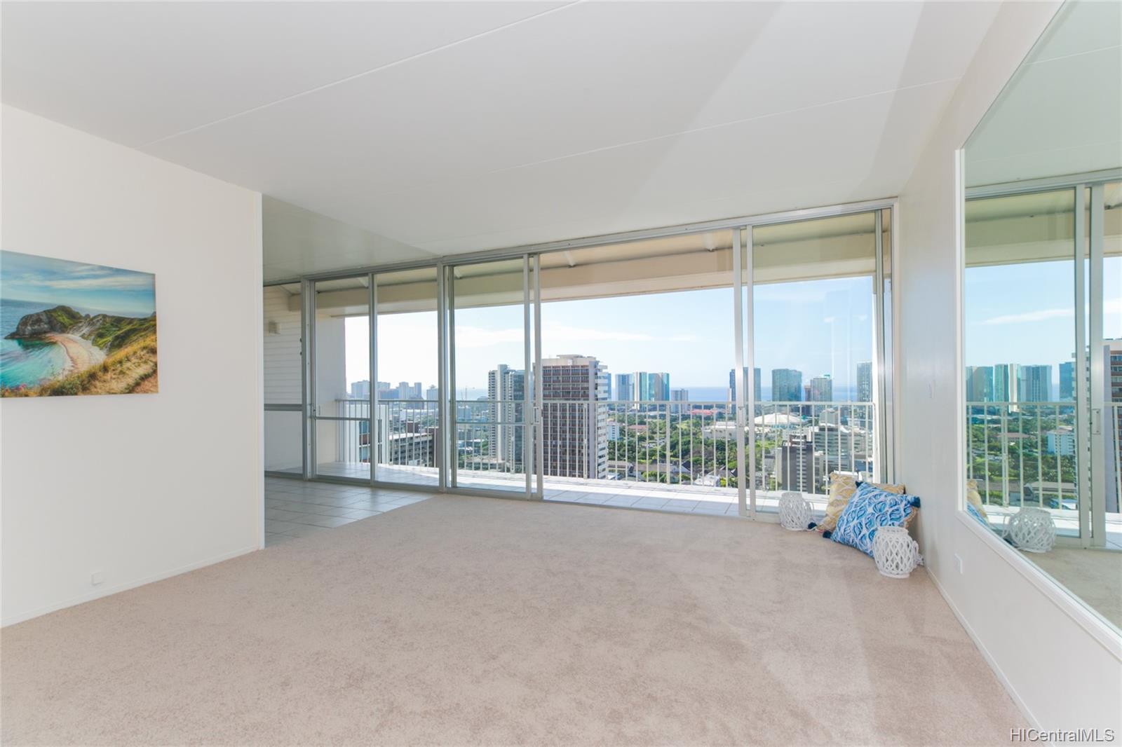 1520 Ward Avenue #1403, Honolulu, HI 96822