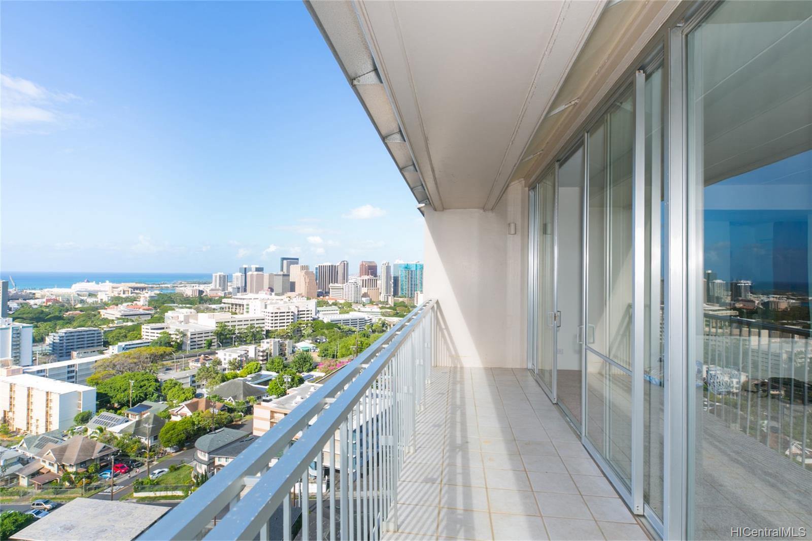 1520 Ward Avenue #1403, Honolulu, HI 96822