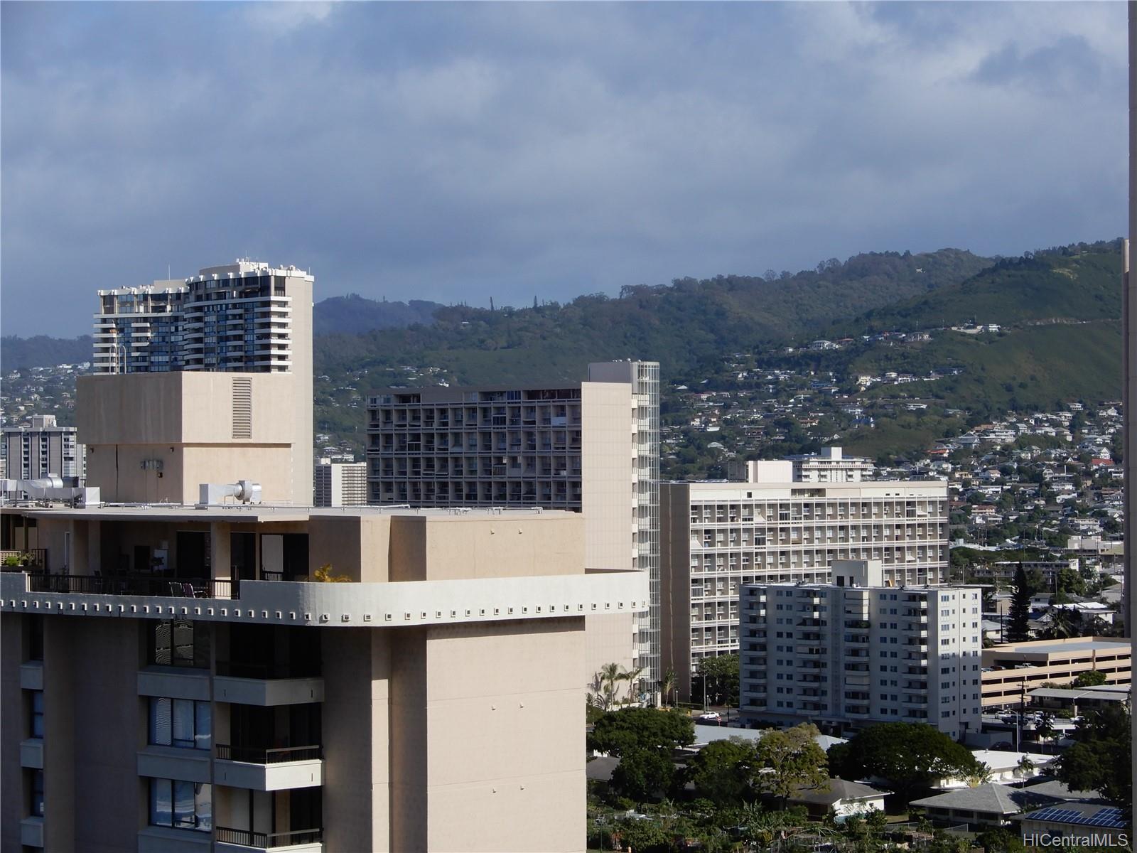 2240 Kuhio Avenue #1813, Honolulu, HI 96815