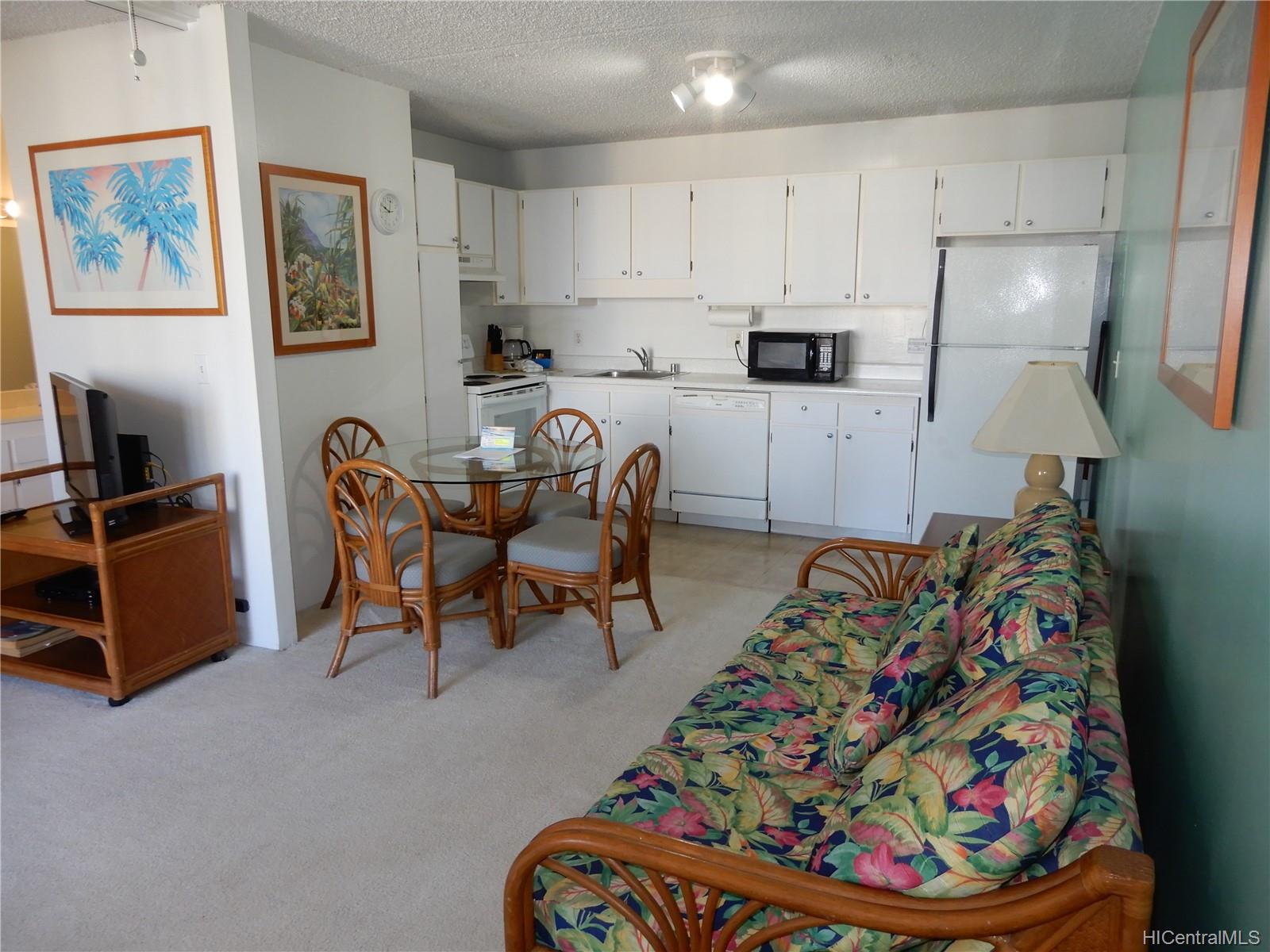 2240 Kuhio Avenue #1813, Honolulu, HI 96815