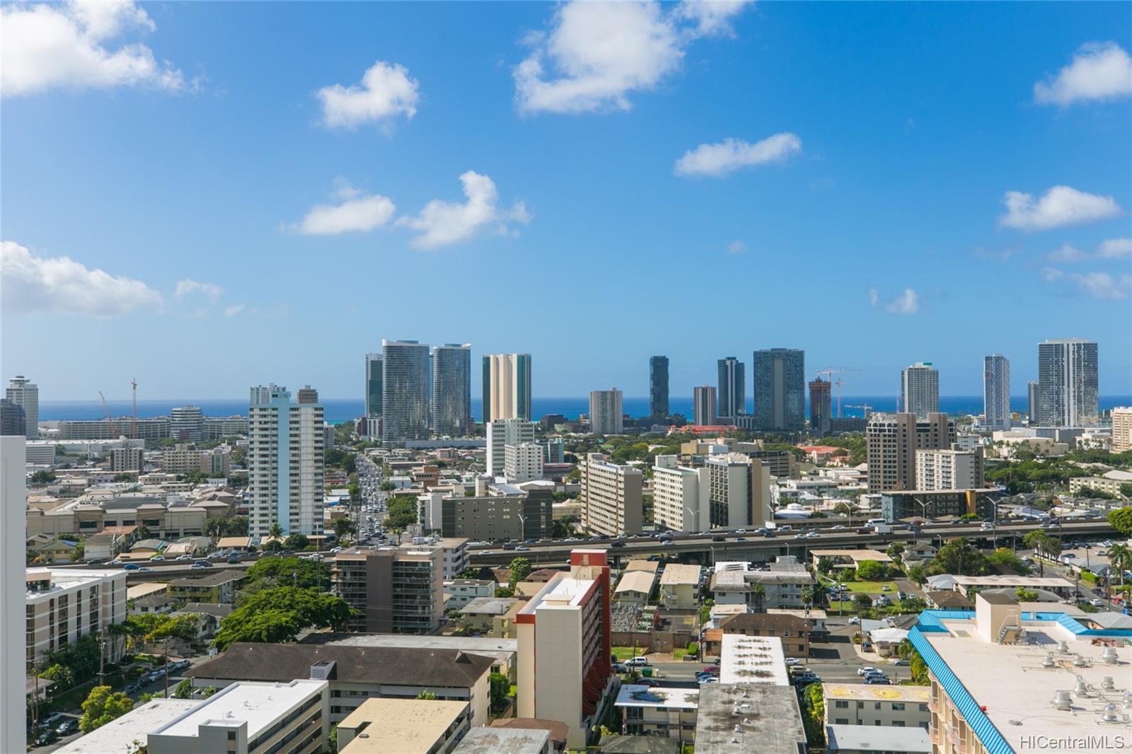 1121 Wilder Avenue #2000A, Honolulu, HI 96822