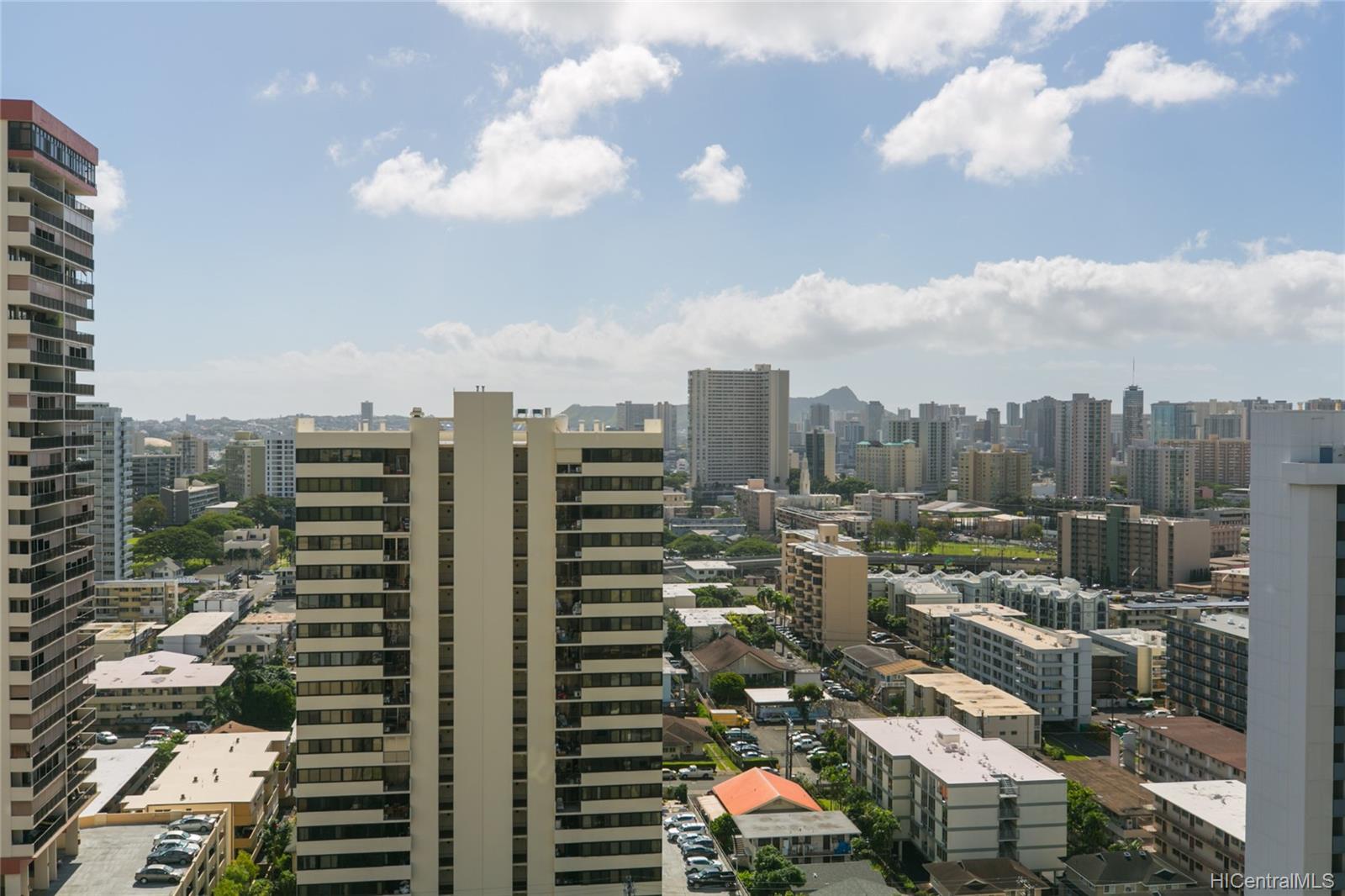 1121 Wilder Avenue #2000A, Honolulu, HI 96822