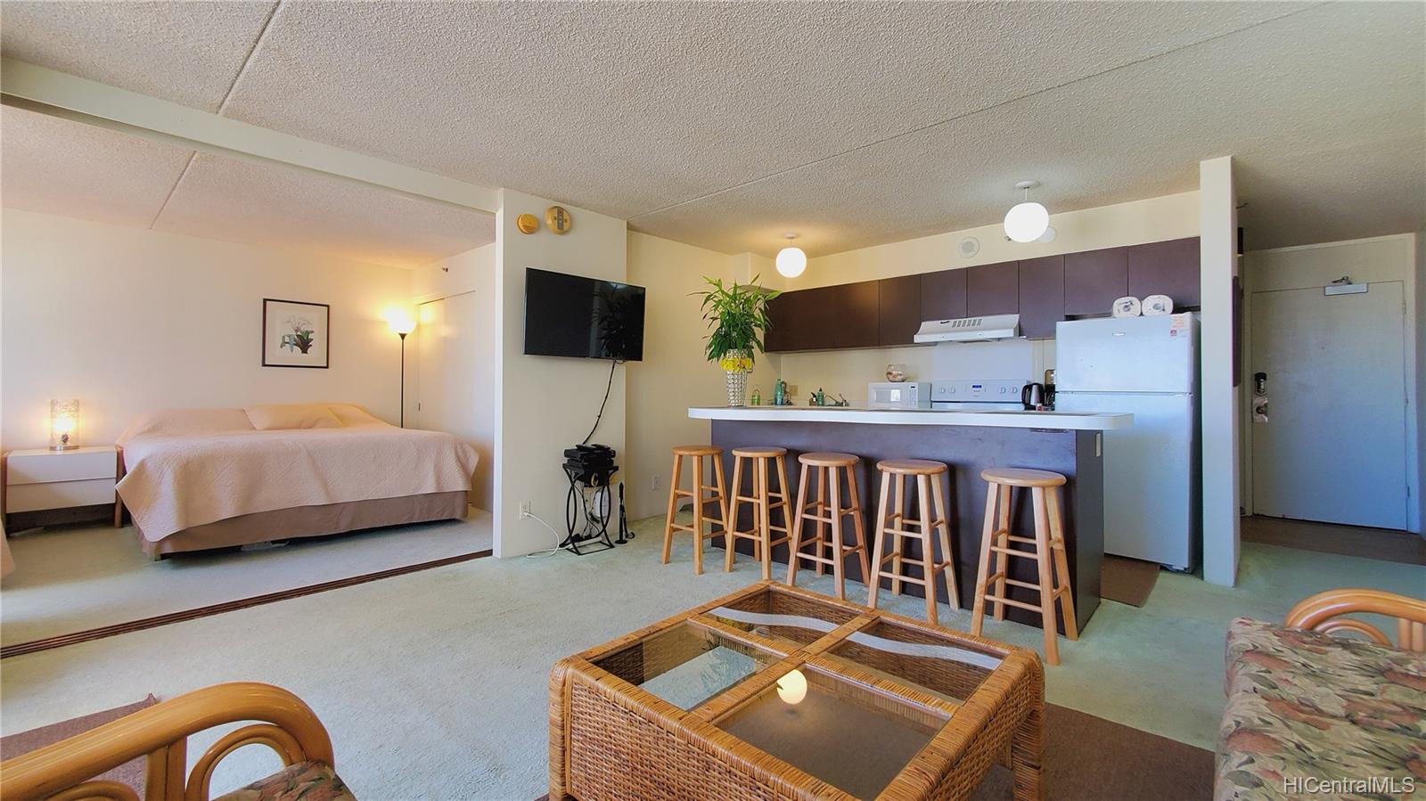 201 Ohua Avenue #2706, Honolulu, HI 96815