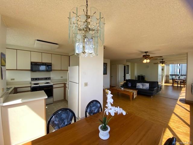 876 Curtis Street #1804, Honolulu, HI 96813