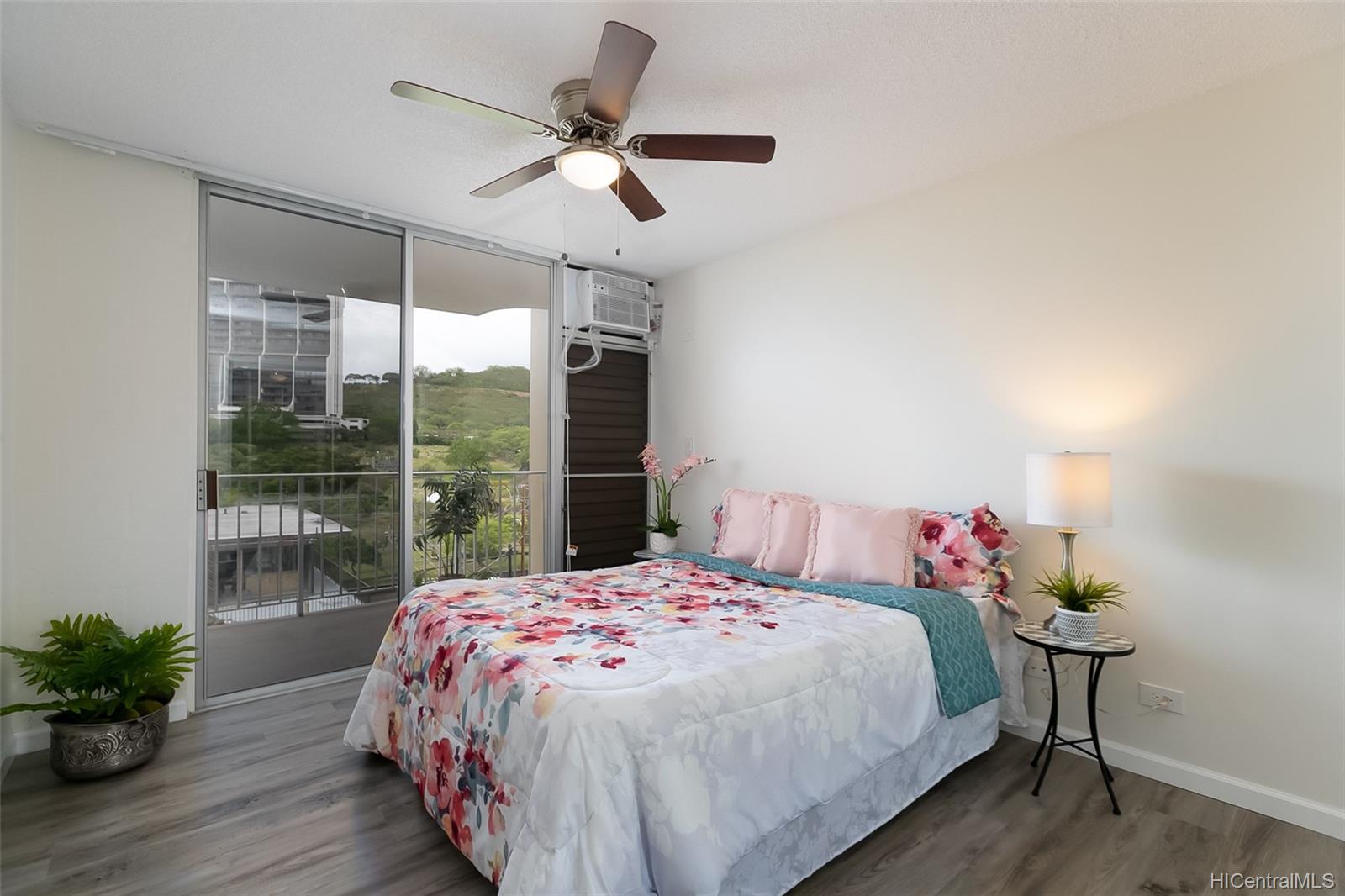 1650 Piikoi Street #801, Honolulu, HI 96822