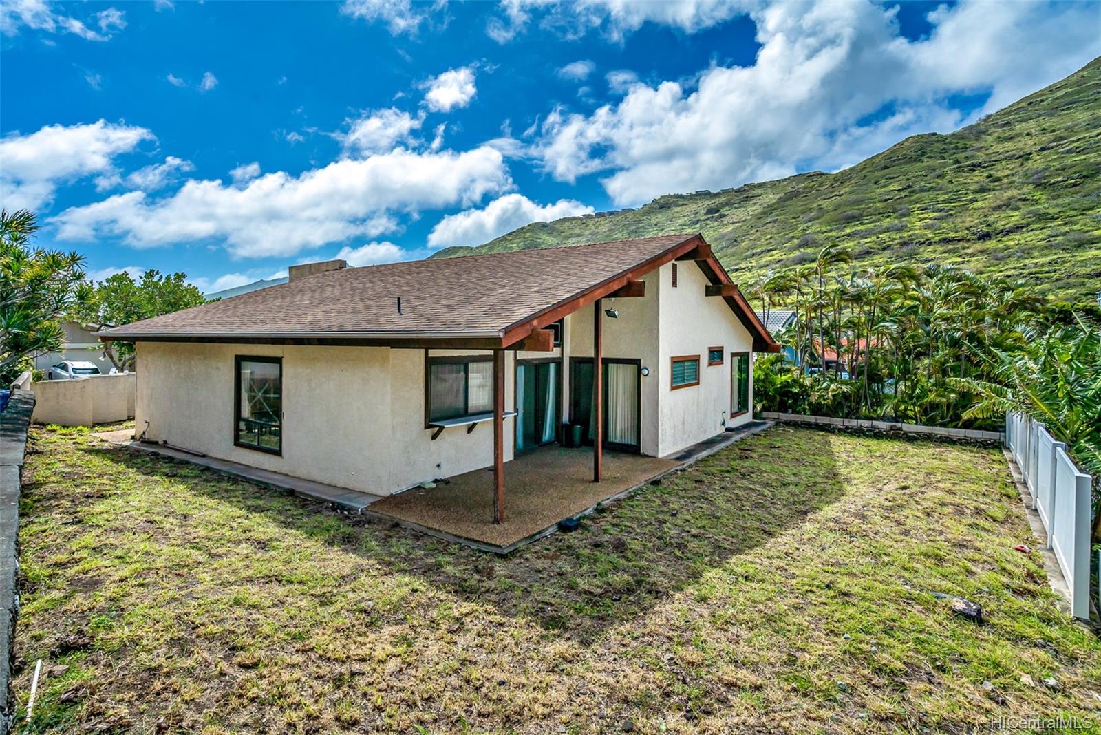 1397 Kaeleku Street Honolulu, HI 96825