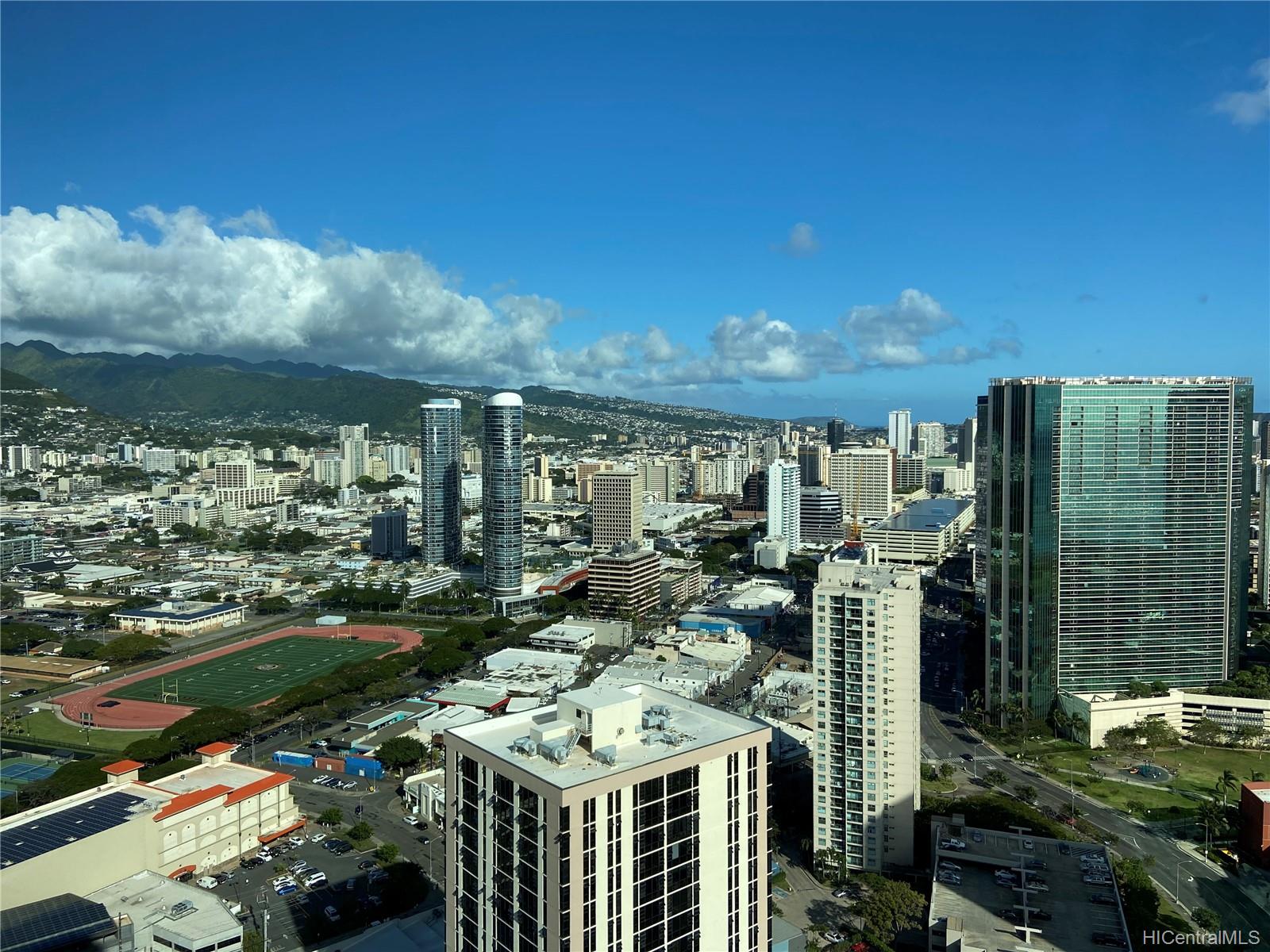 1001 Queen Street #3706, Honolulu, HI 96814