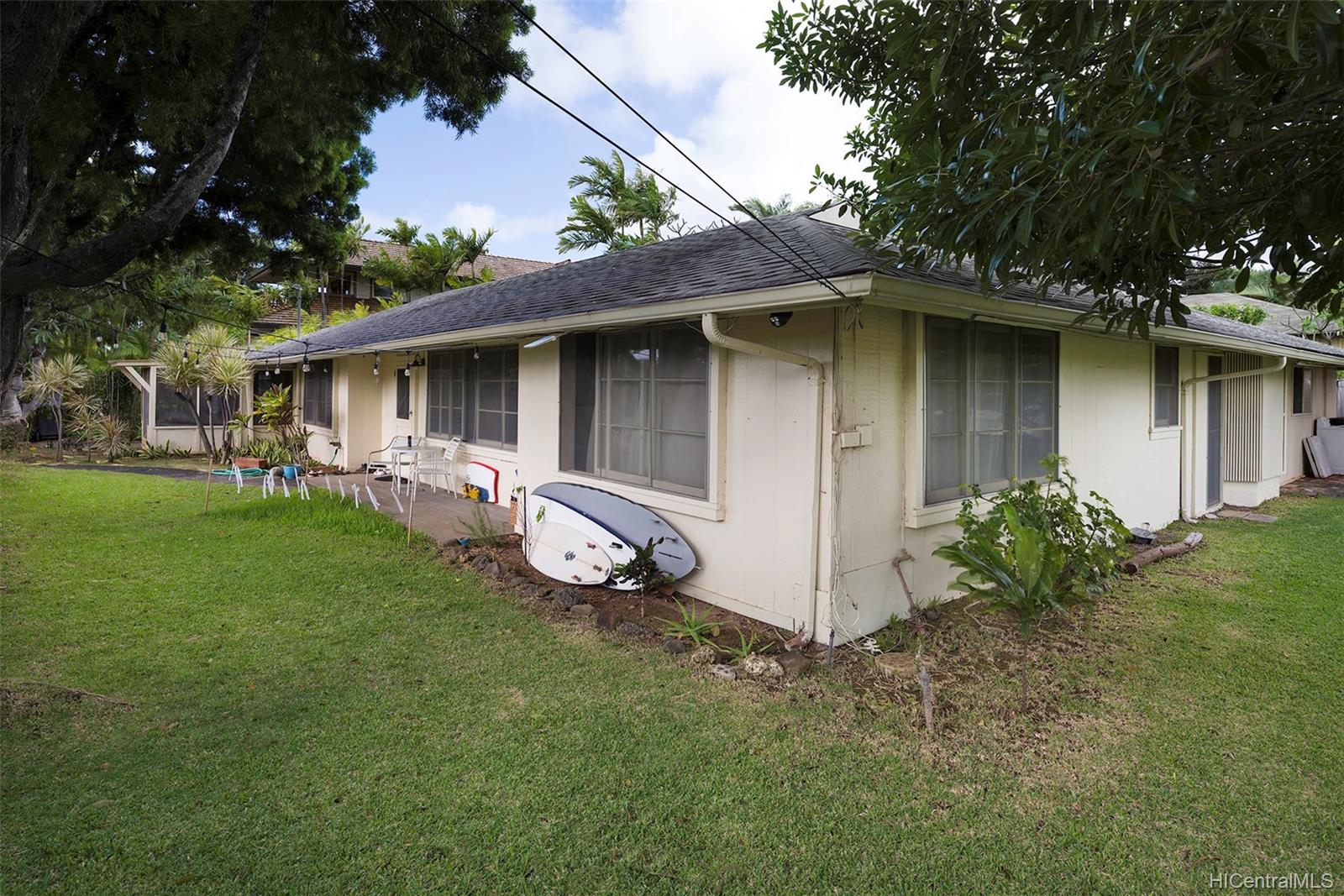 4738 Kahala Avenue Honolulu, HI 96816