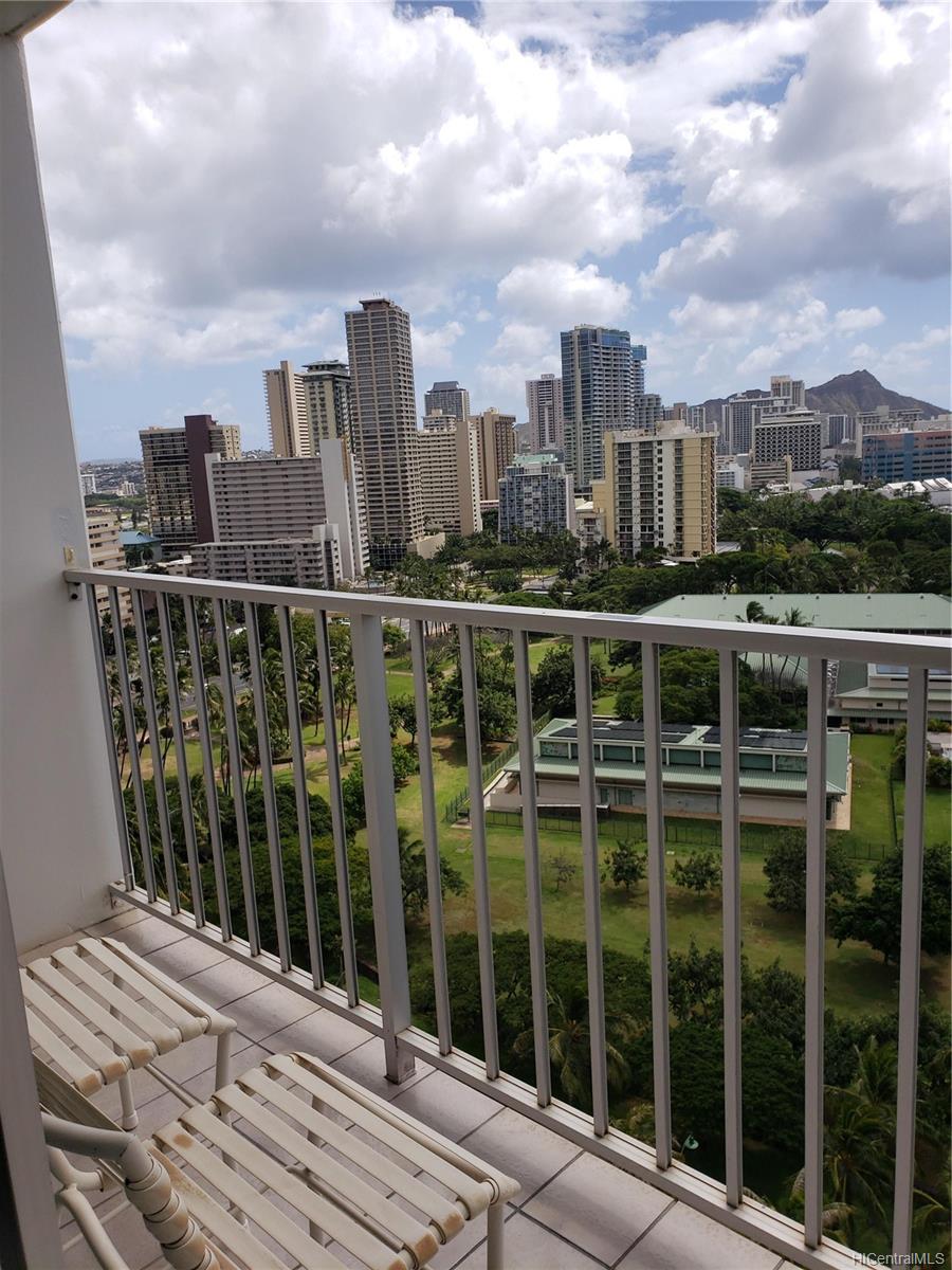 1920 Ala Moana Boulevard #1807, Honolulu, HI 96815