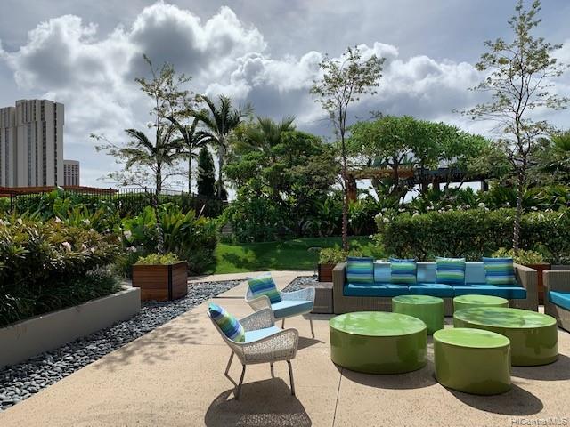 1555 Kapiolani Boulevard #2207, Honolulu, HI 96814