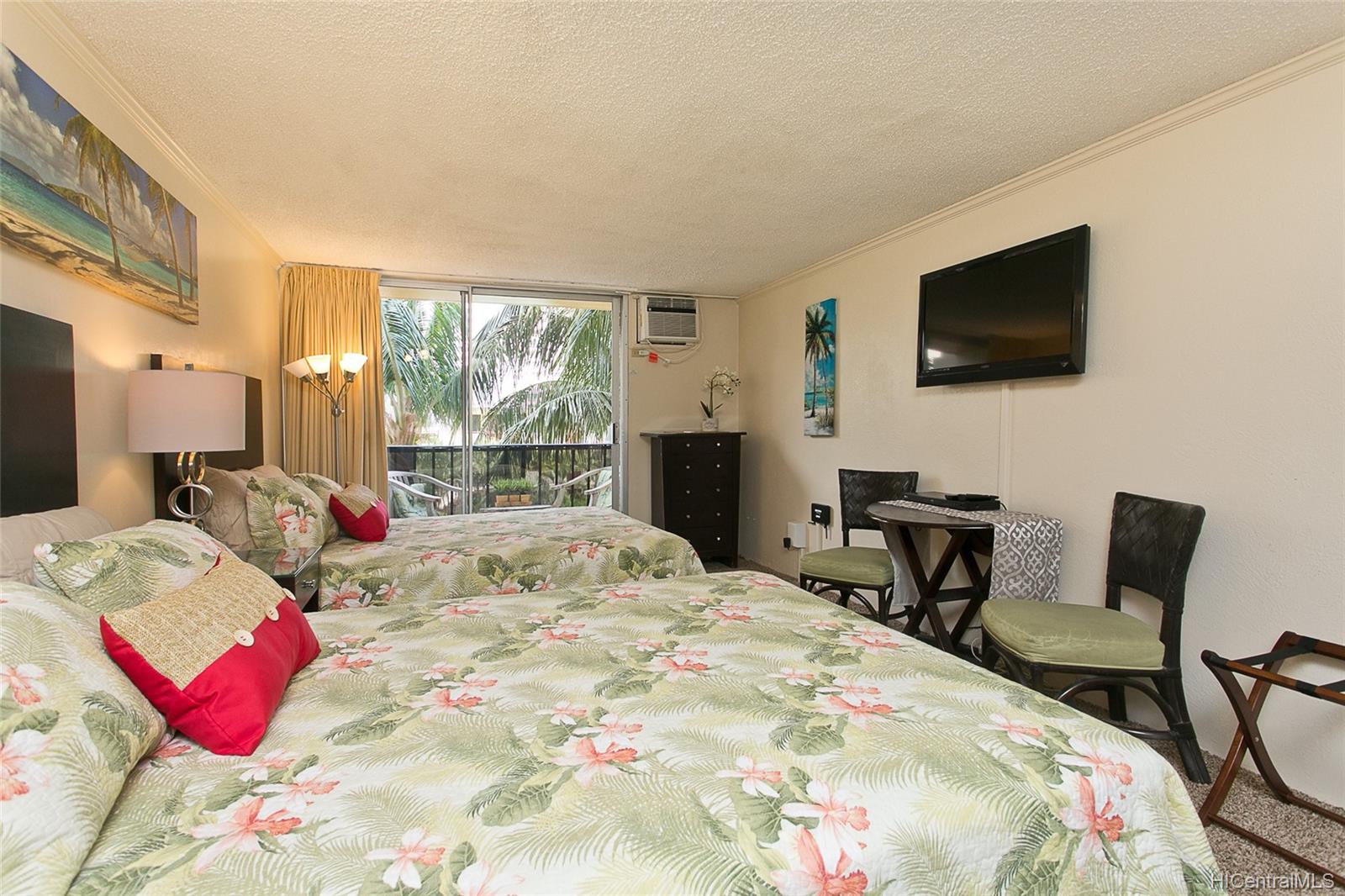 2425 Kuhio Avenue #405, Honolulu, HI 96815