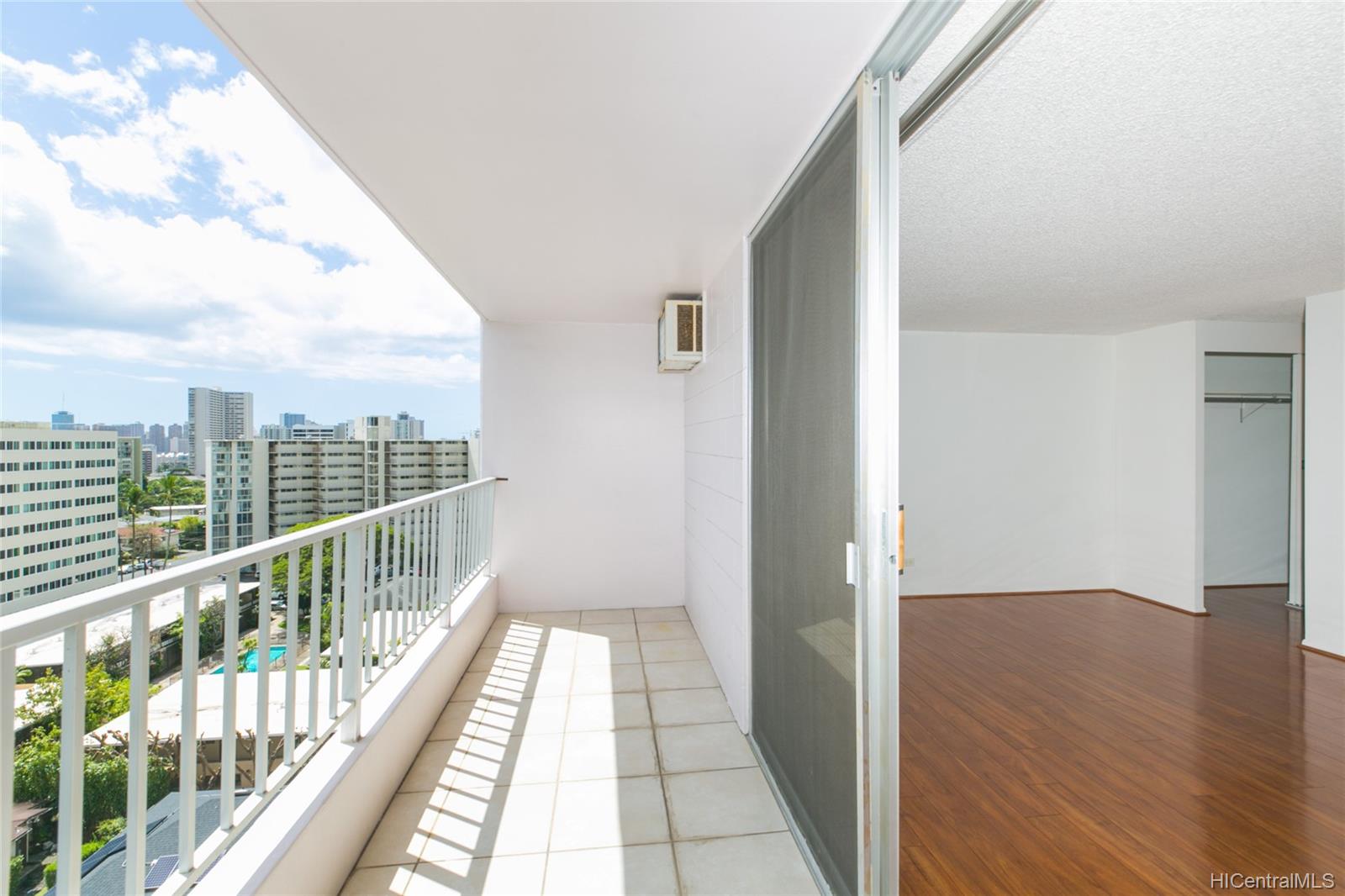 1419 Dominis Street #902, Honolulu, HI 96822