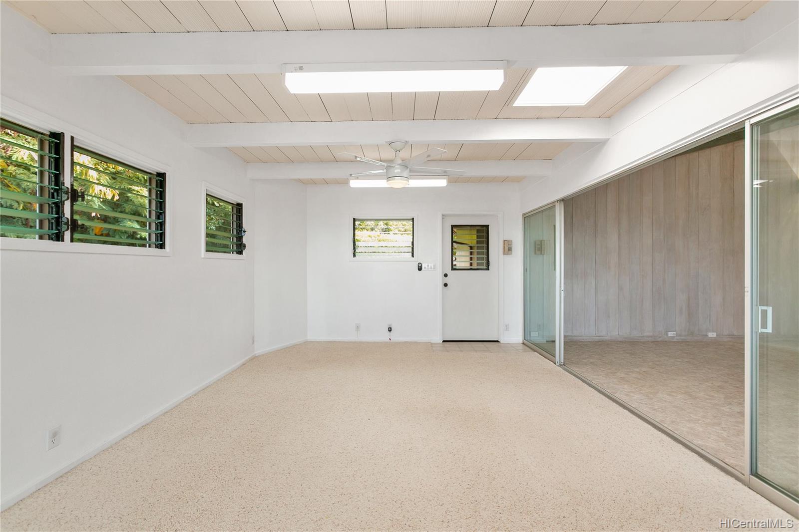 5078 Poola Place Honolulu, HI 96821