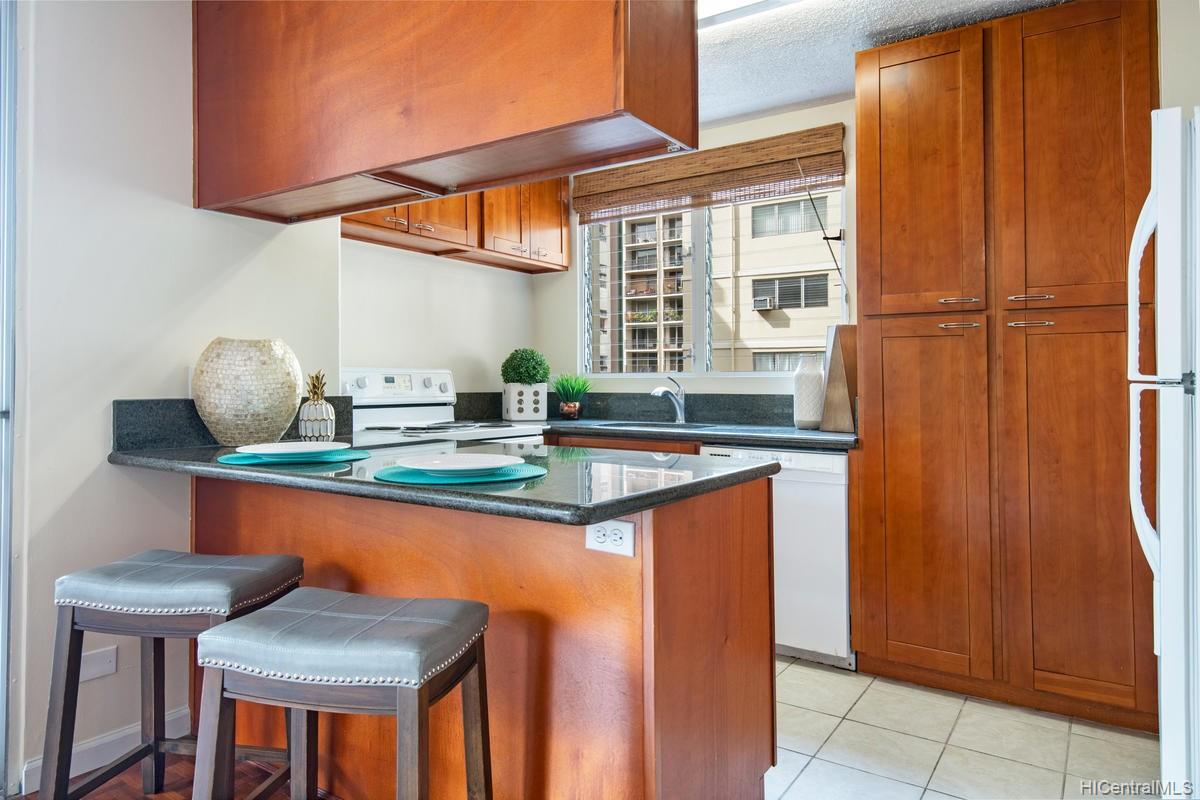 2355 Ala Wai Boulevard #508, Honolulu, HI 96815