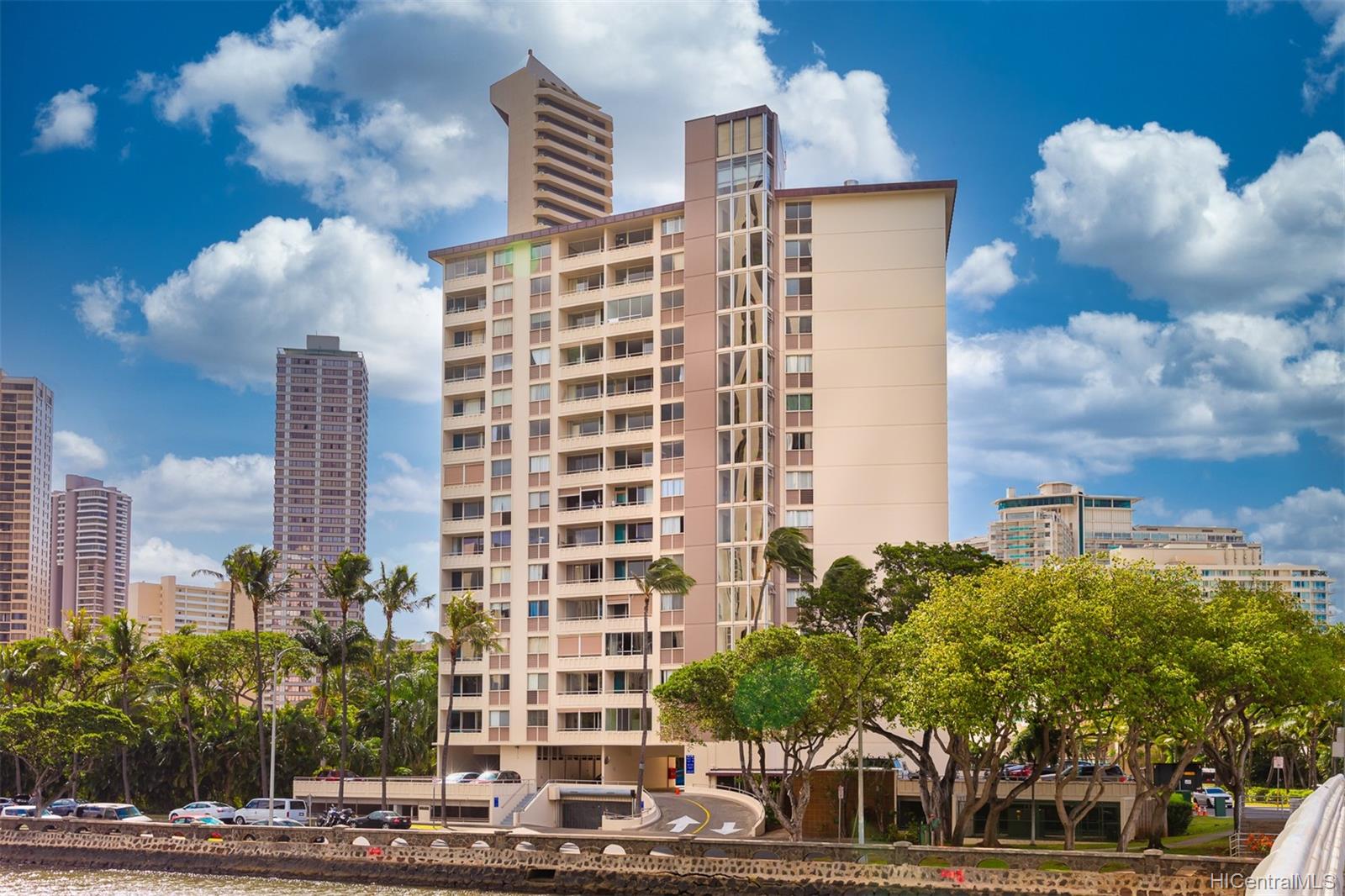 1676 Ala Moana Boulevard #410, Honolulu, HI 96815