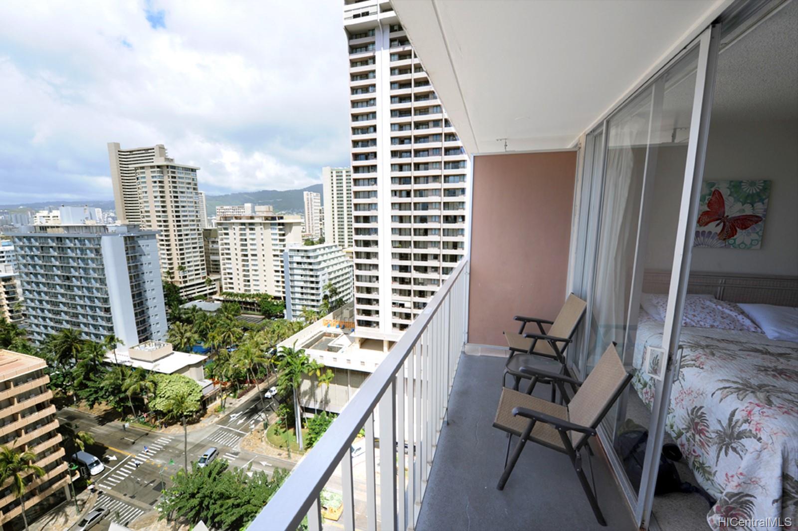 364 Seaside Avenue #1804, Honolulu, HI 96815