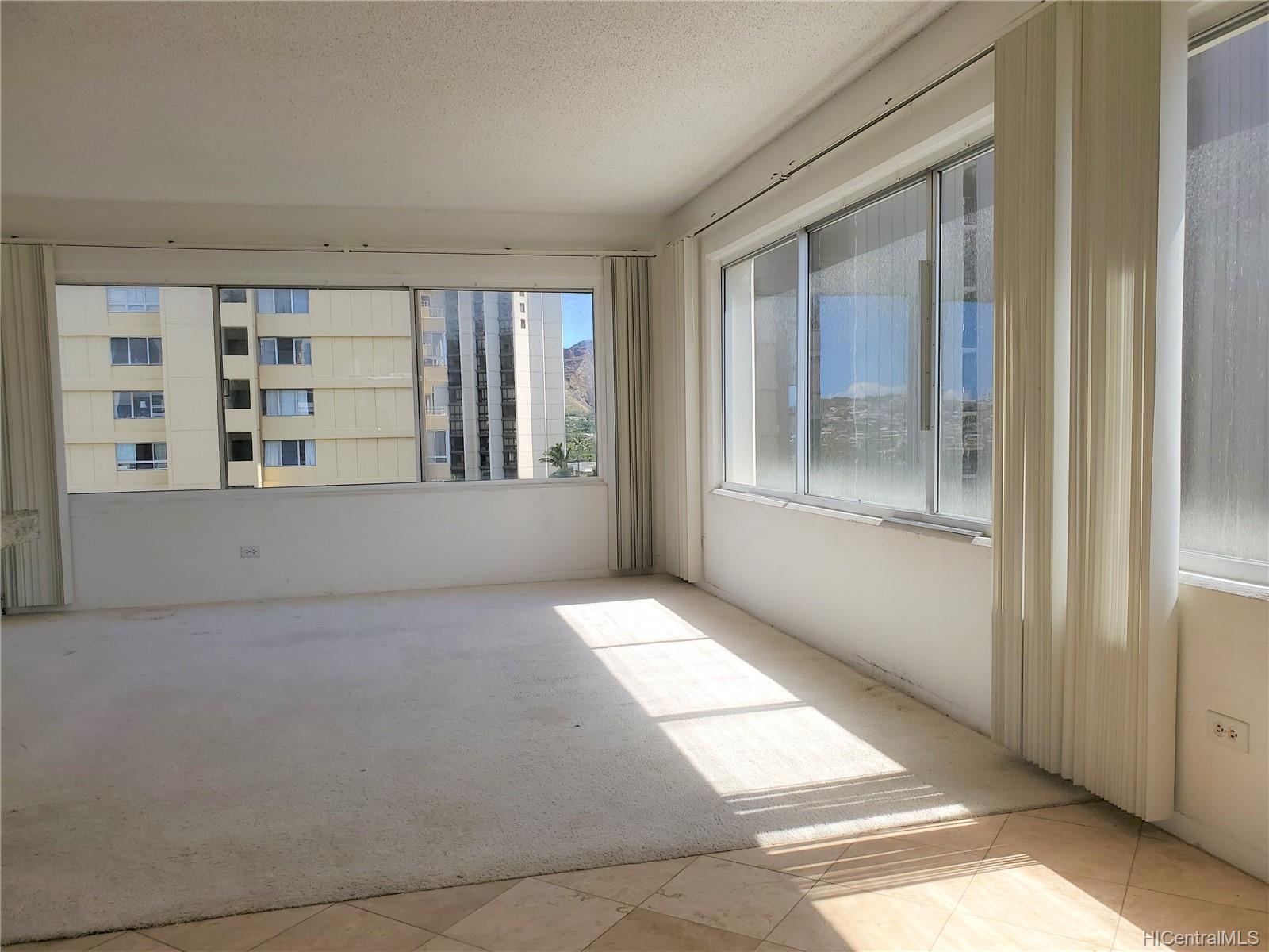 320 Ohua Avenue #1001, Honolulu, HI 96815