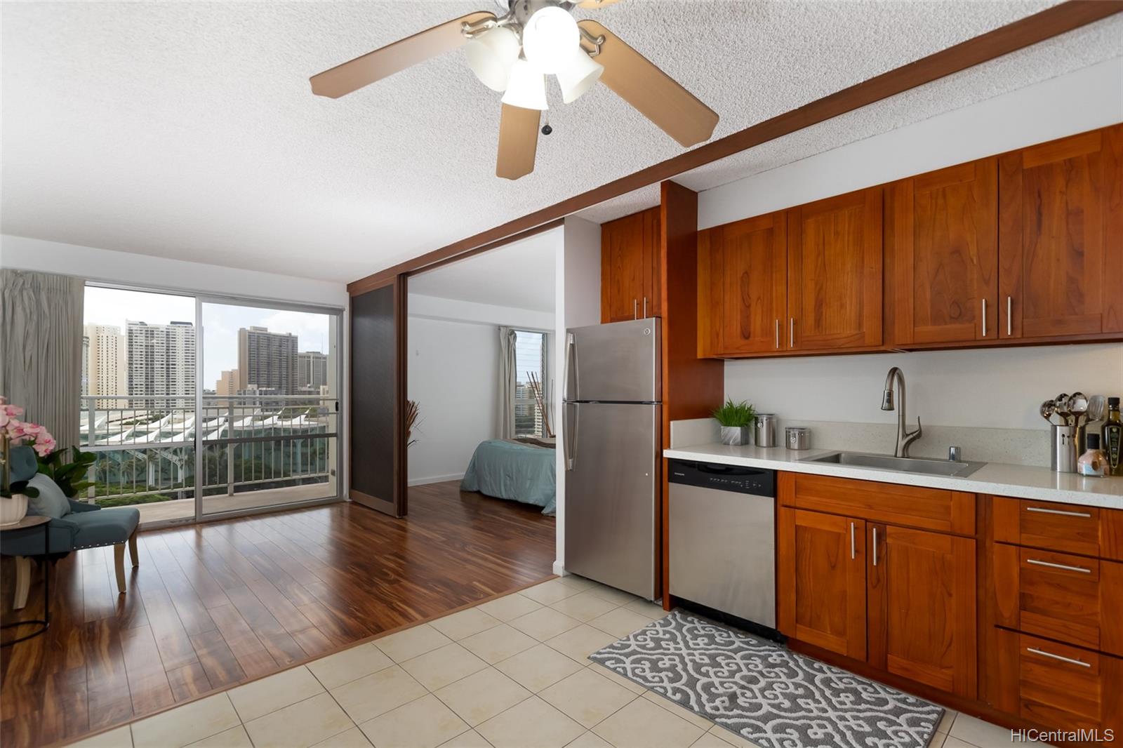 1655 Makaloa Street #1513, Honolulu, HI 96814