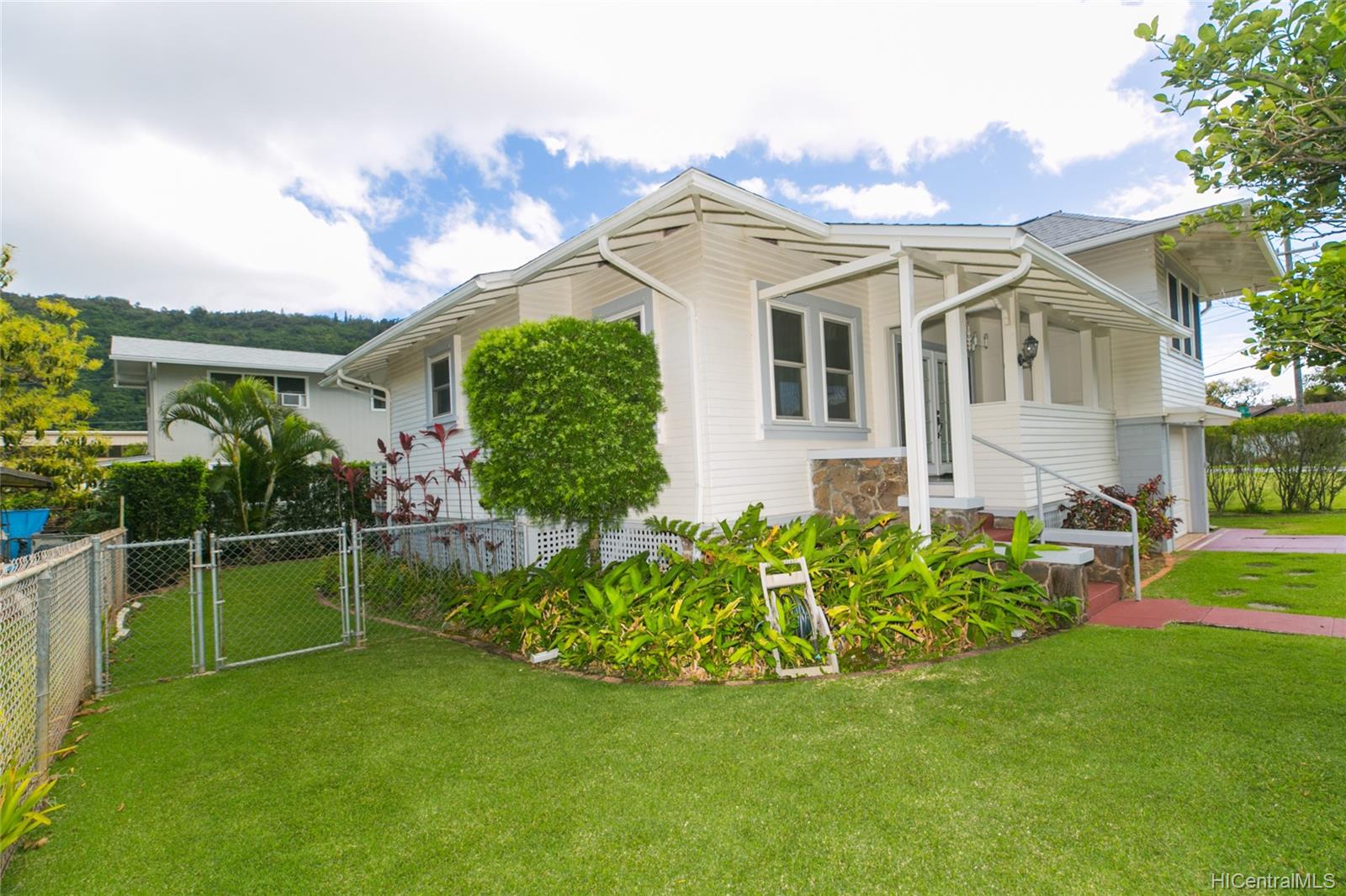 2907 Kahawai Street Honolulu, HI 96822