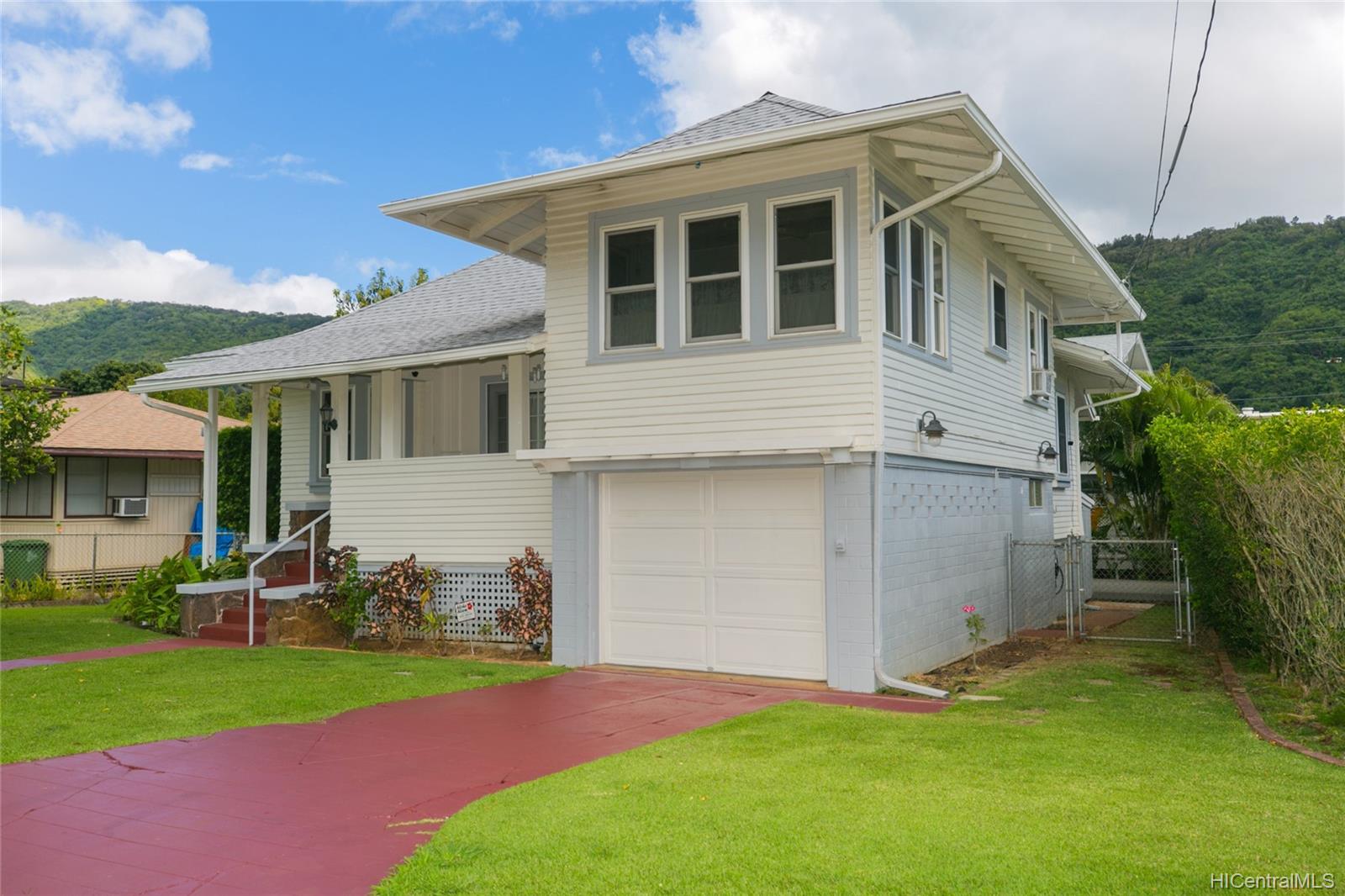 2907 Kahawai Street Honolulu, HI 96822