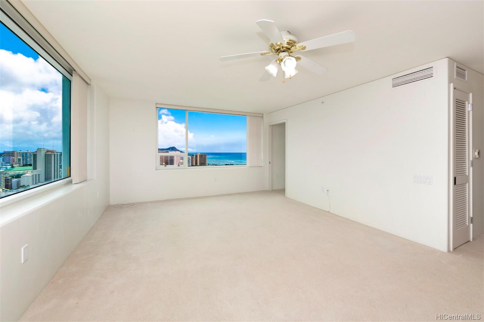 88 Piikoi Street #4104, Honolulu, HI 96814