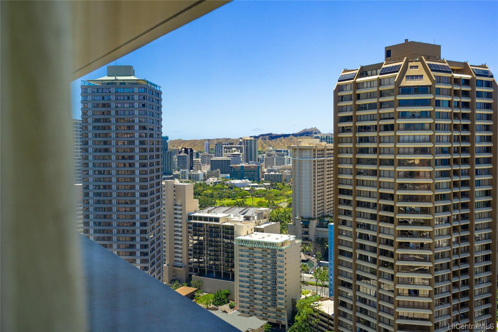 1700 Ala Moana Boulevard #3703, Honolulu, HI 96815