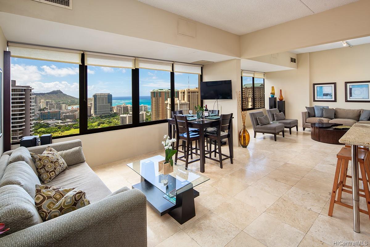 411 Hobron Lane #3909, Honolulu, HI 96815