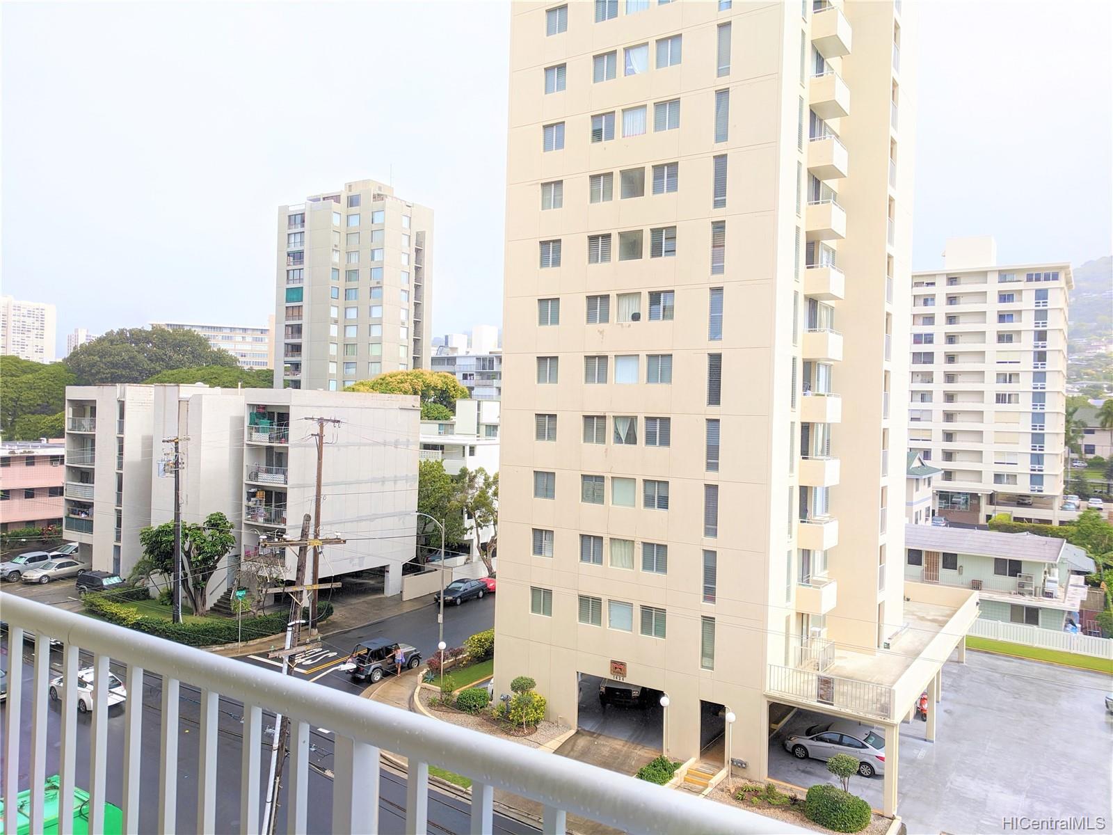 1635 Dole Street #601, Honolulu, HI 96822