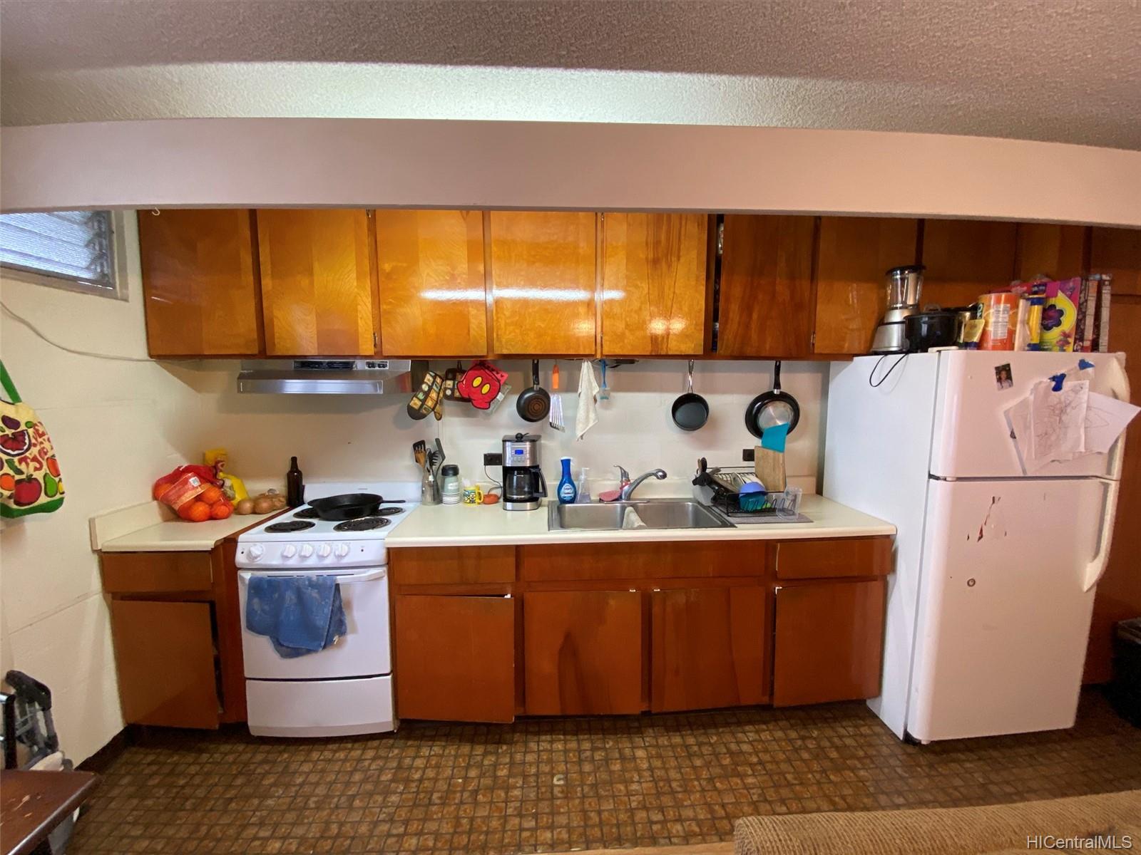 1714 Anapuni Street #203, Honolulu, HI 96822