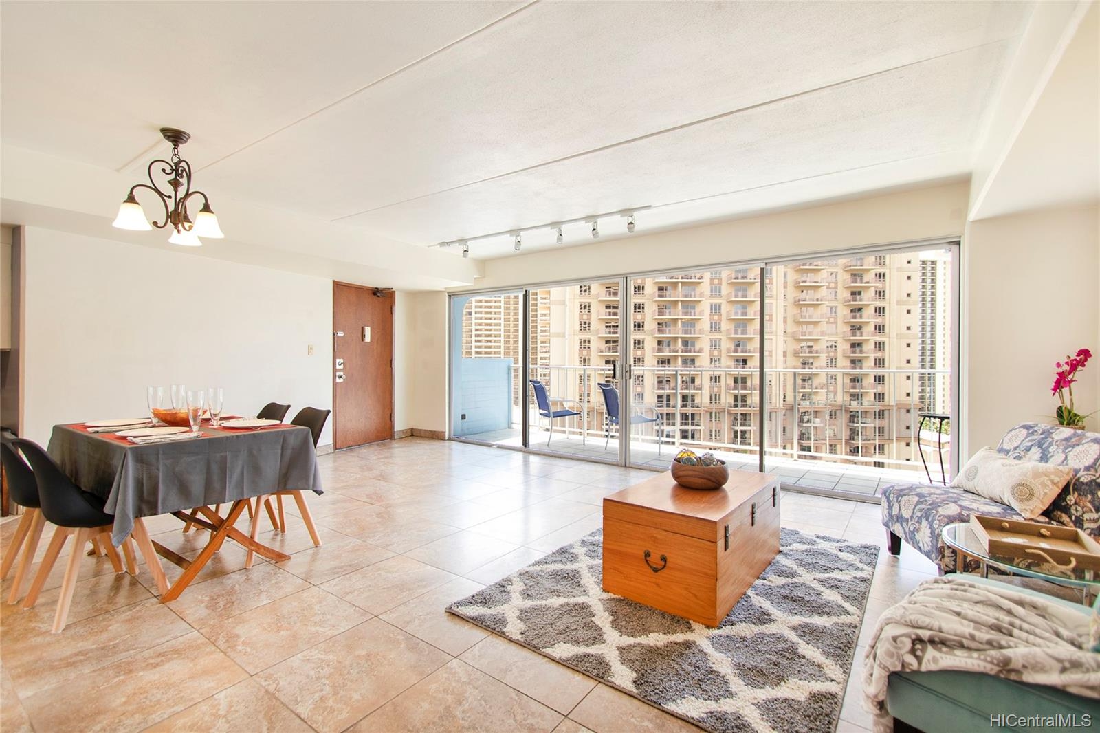 1804 Ala Moana Boulevard #16B, Honolulu, HI 96815