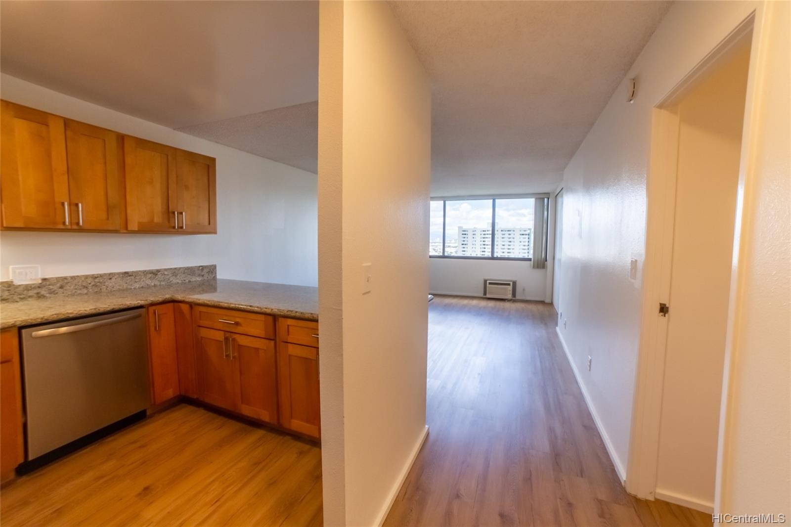 55 Kukui Street #D2713, Honolulu, HI 96813