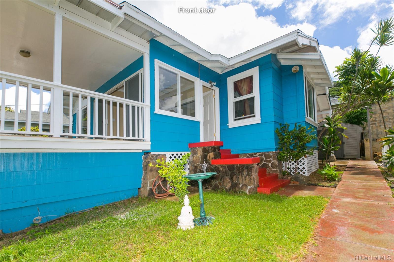 2015B Round Top Drive Honolulu, HI 96822