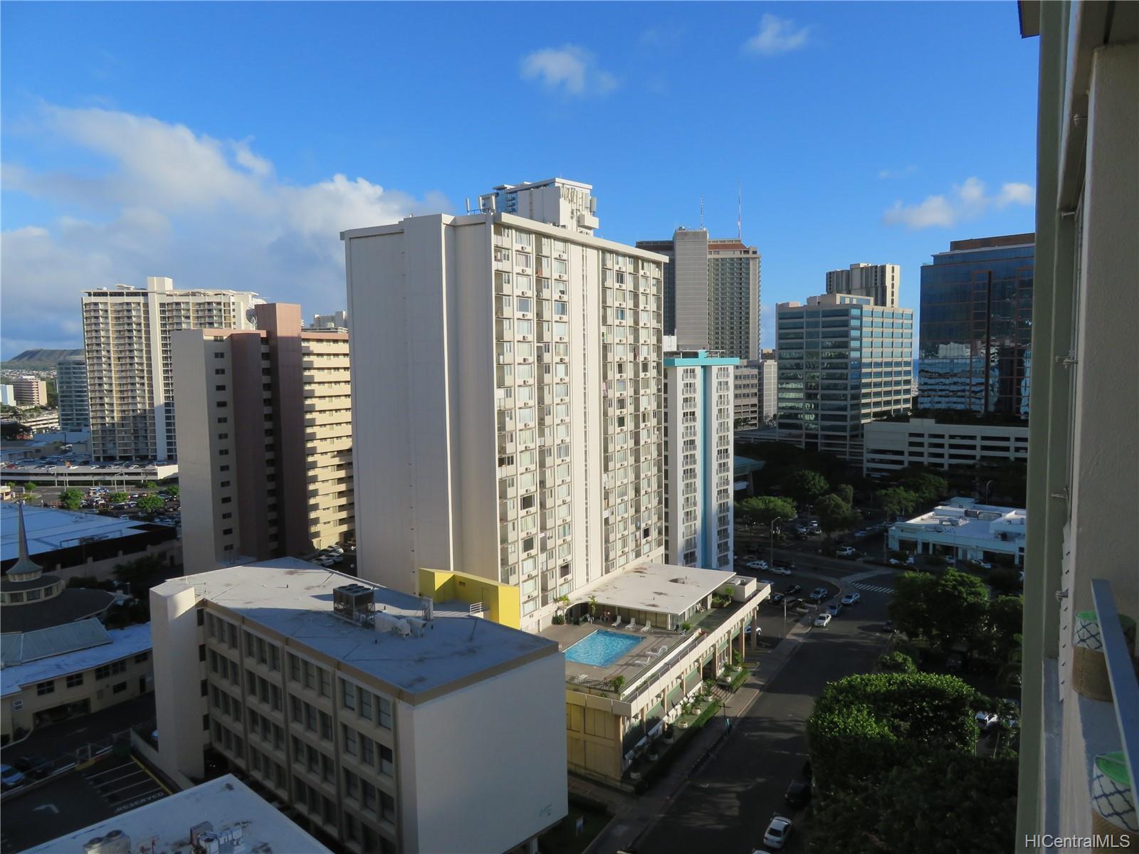 780 Amana Street #1605, Honolulu, HI 96814