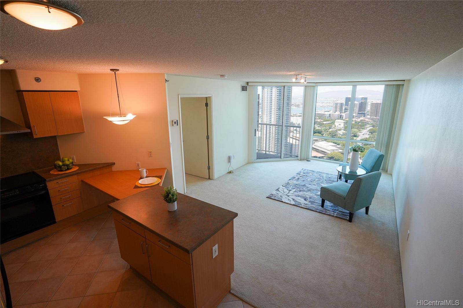 801 King Street #4006, Honolulu, HI 96813