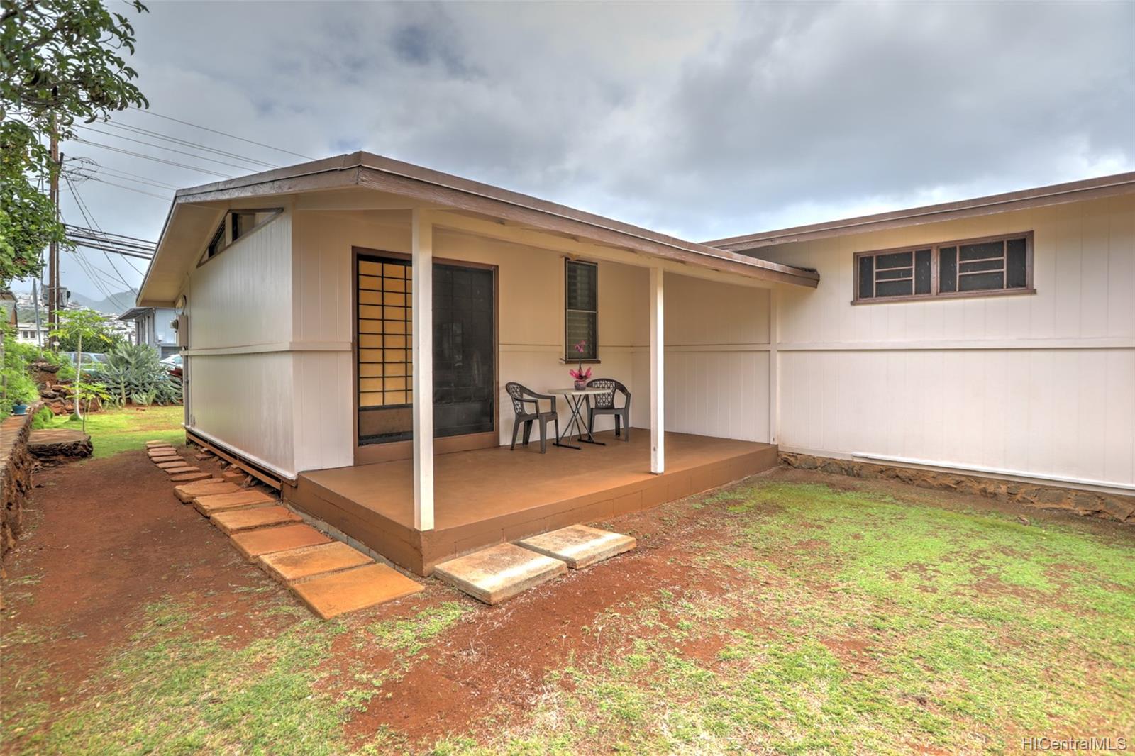 3941 Pahoa Avenue Honolulu, HI 96816