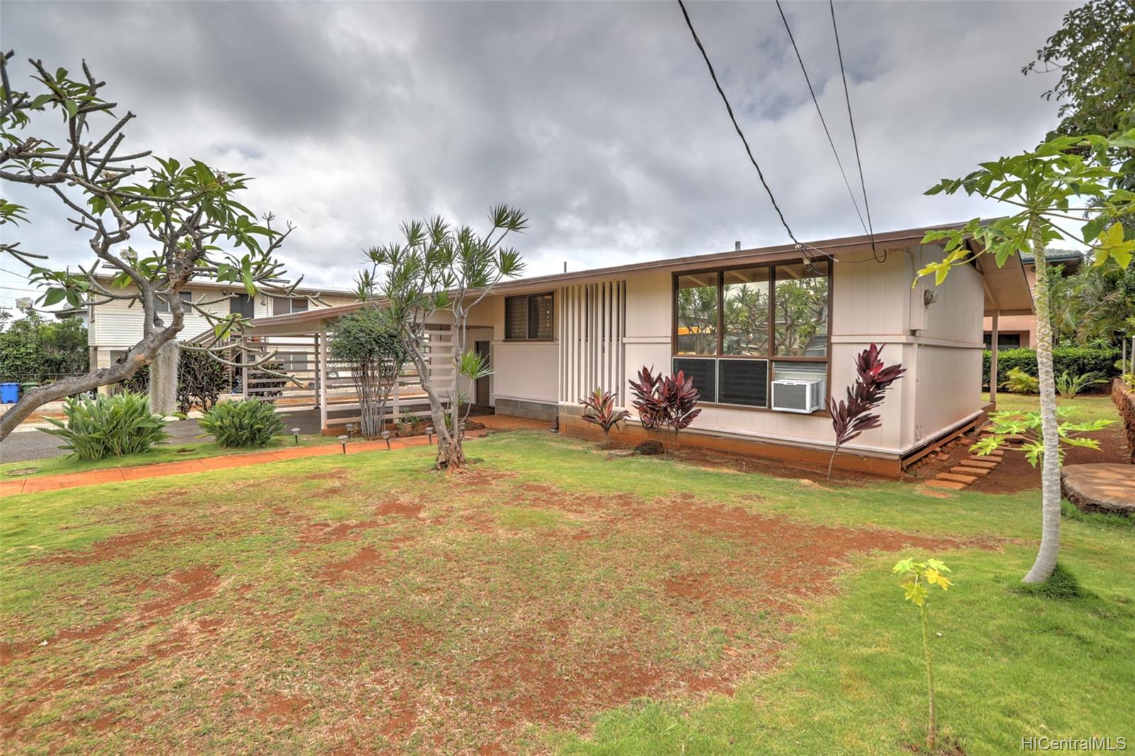 3941 Pahoa Avenue Honolulu, HI 96816