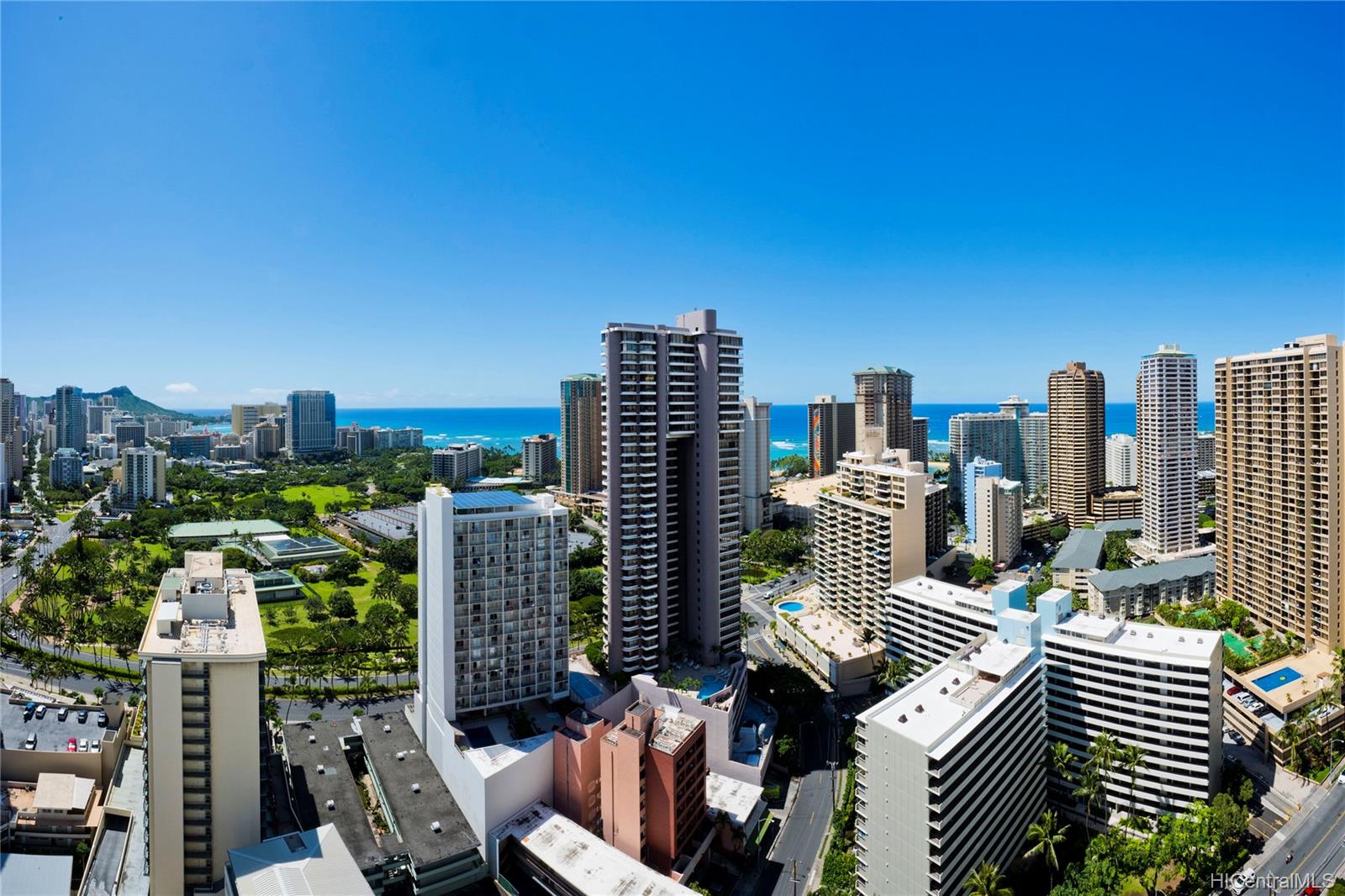 469 Ena Road #3410, Honolulu, HI 96815