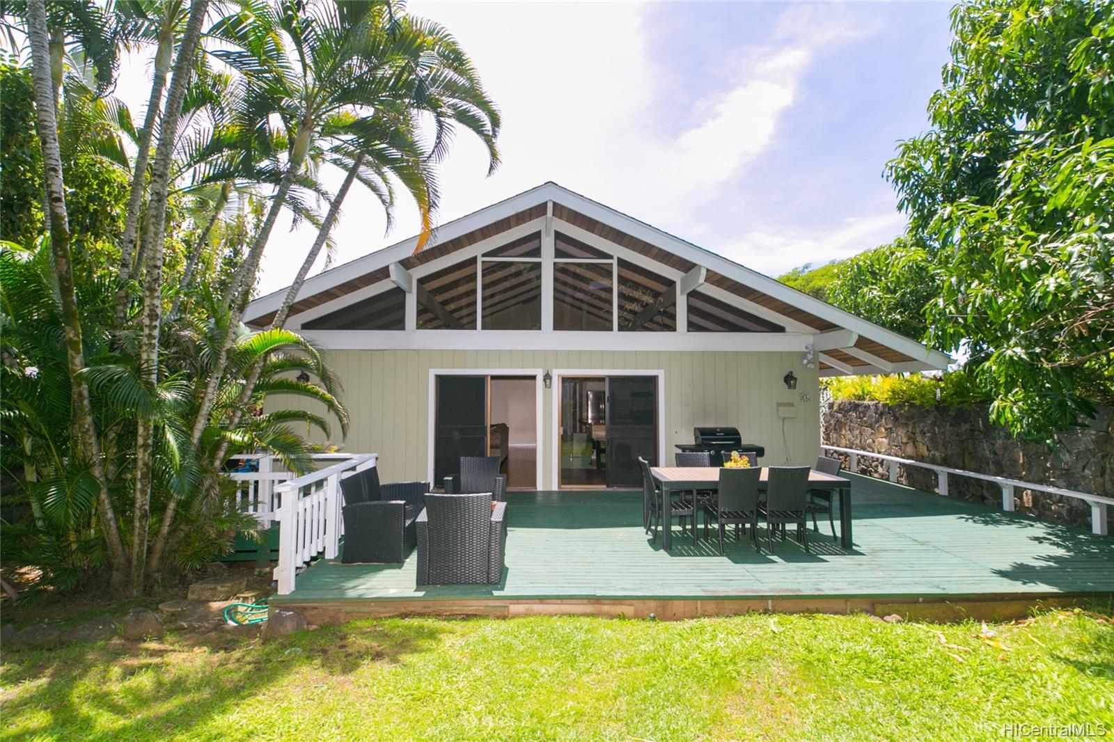 2009 Makiki Street #A, Honolulu, HI 96822