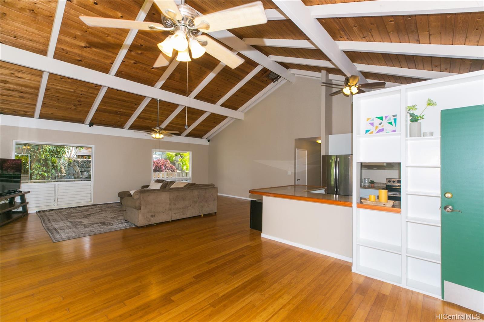 2009 Makiki Street #A, Honolulu, HI 96822