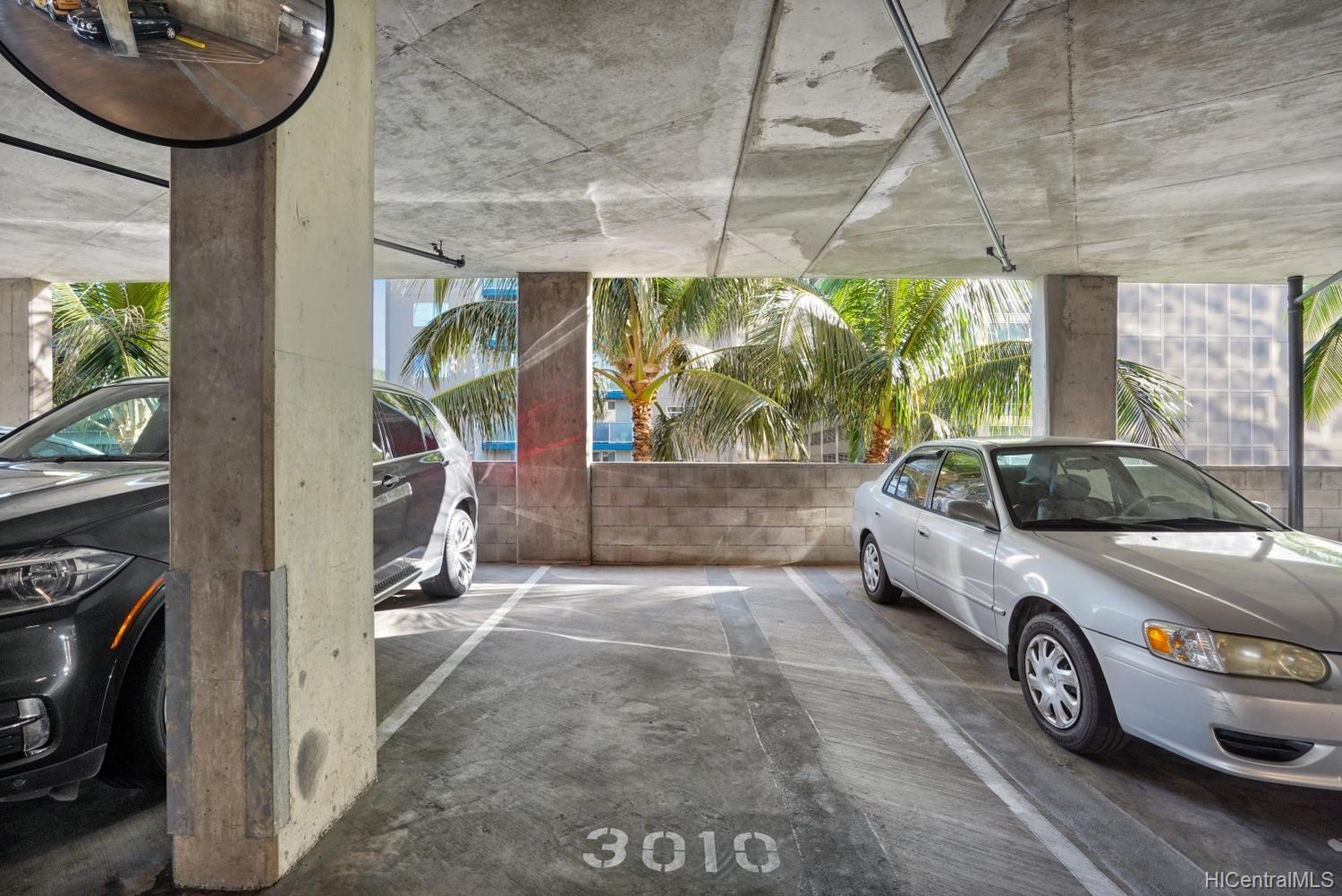 600 Queen Street #PA-C3010, Honolulu, HI 96813