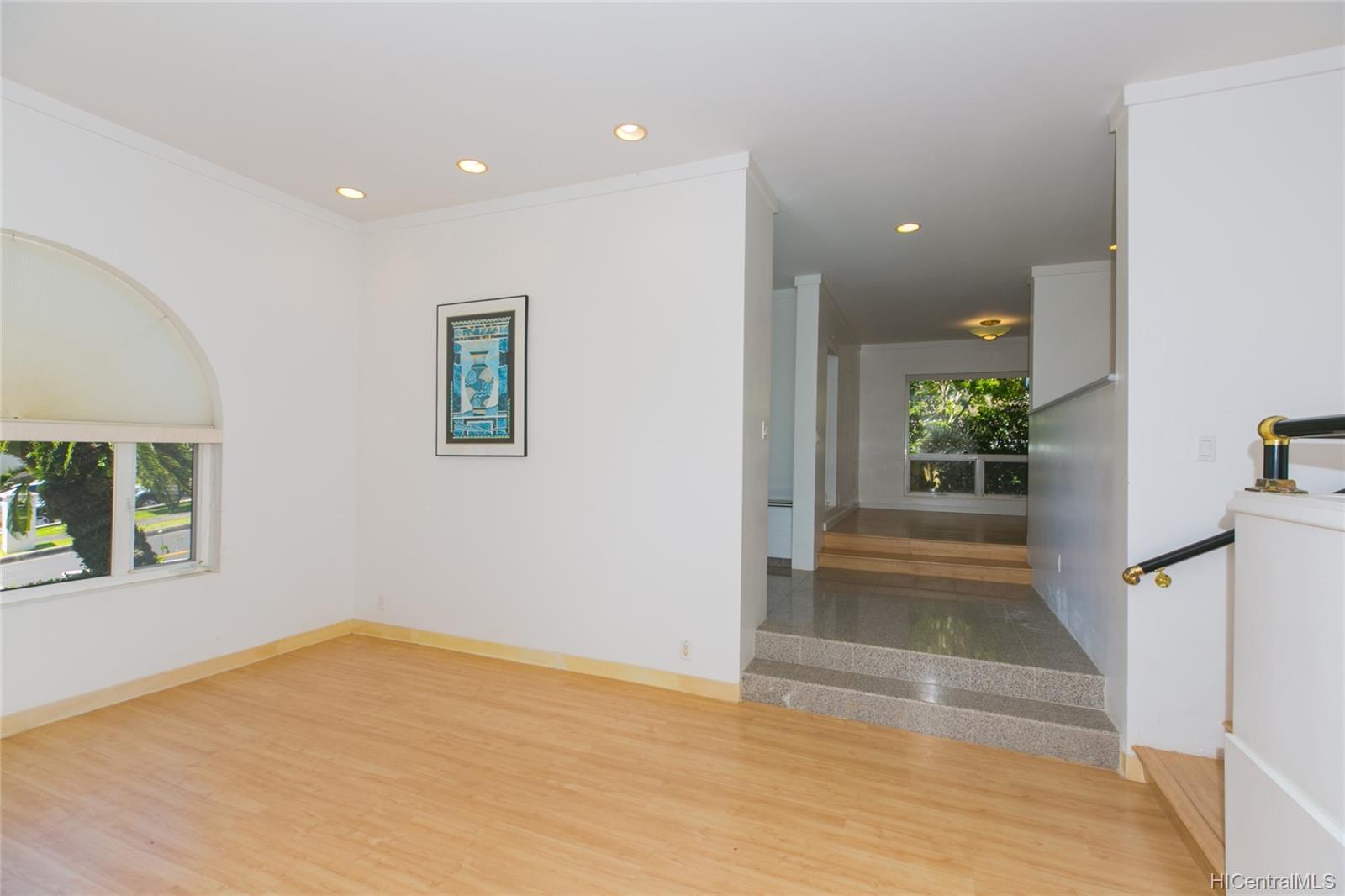 2293 Halakau Street Honolulu, HI 96821