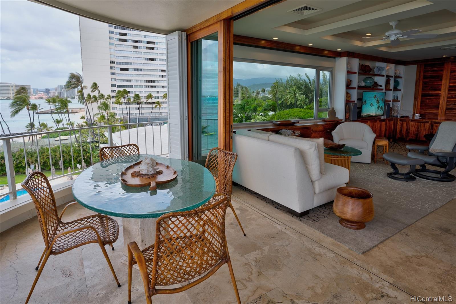 2937 Kalakaua Avenue #61, Honolulu, HI 96815